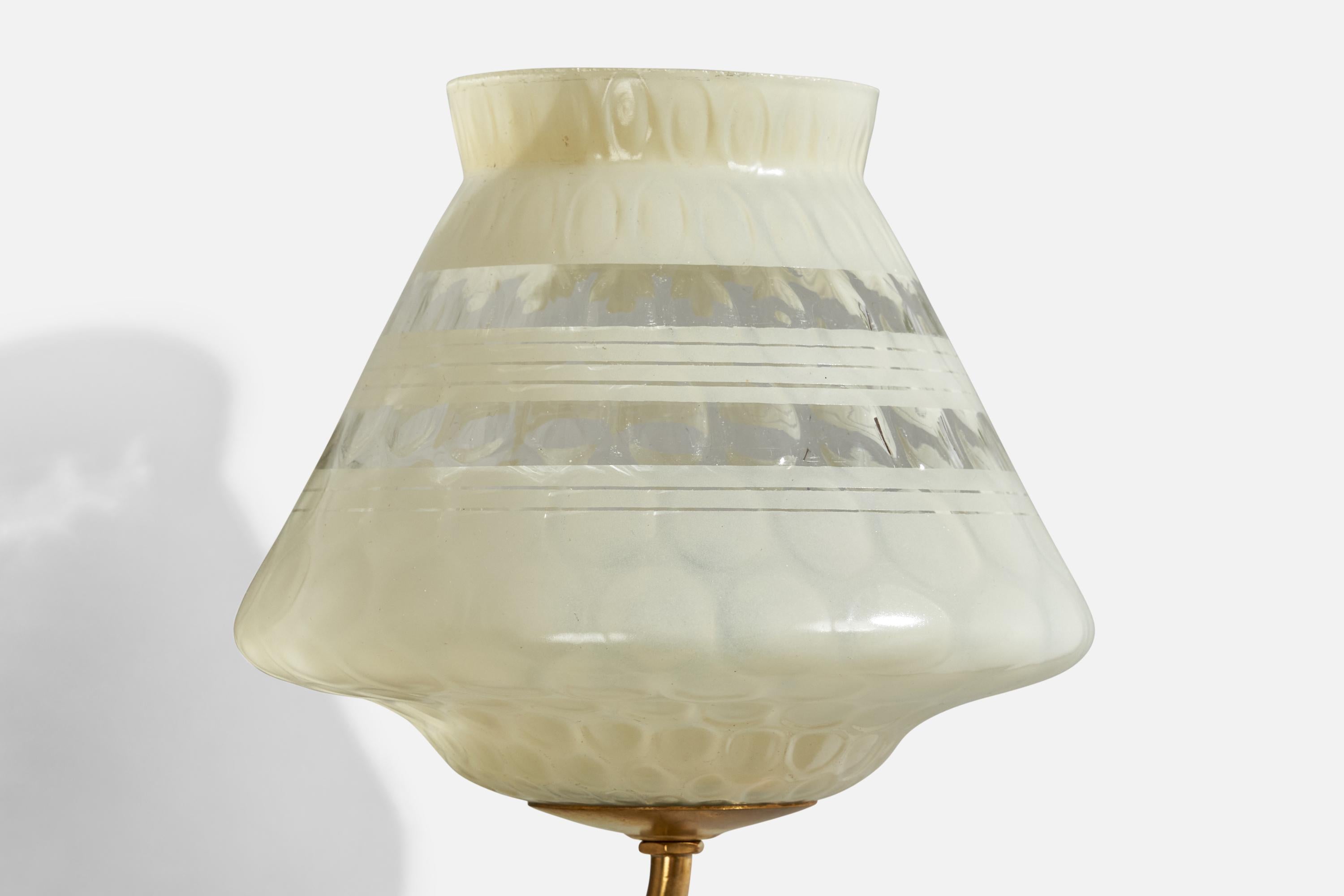 Laiton Design suédois, applique, laiton, verre, Suède, années 1940 en vente