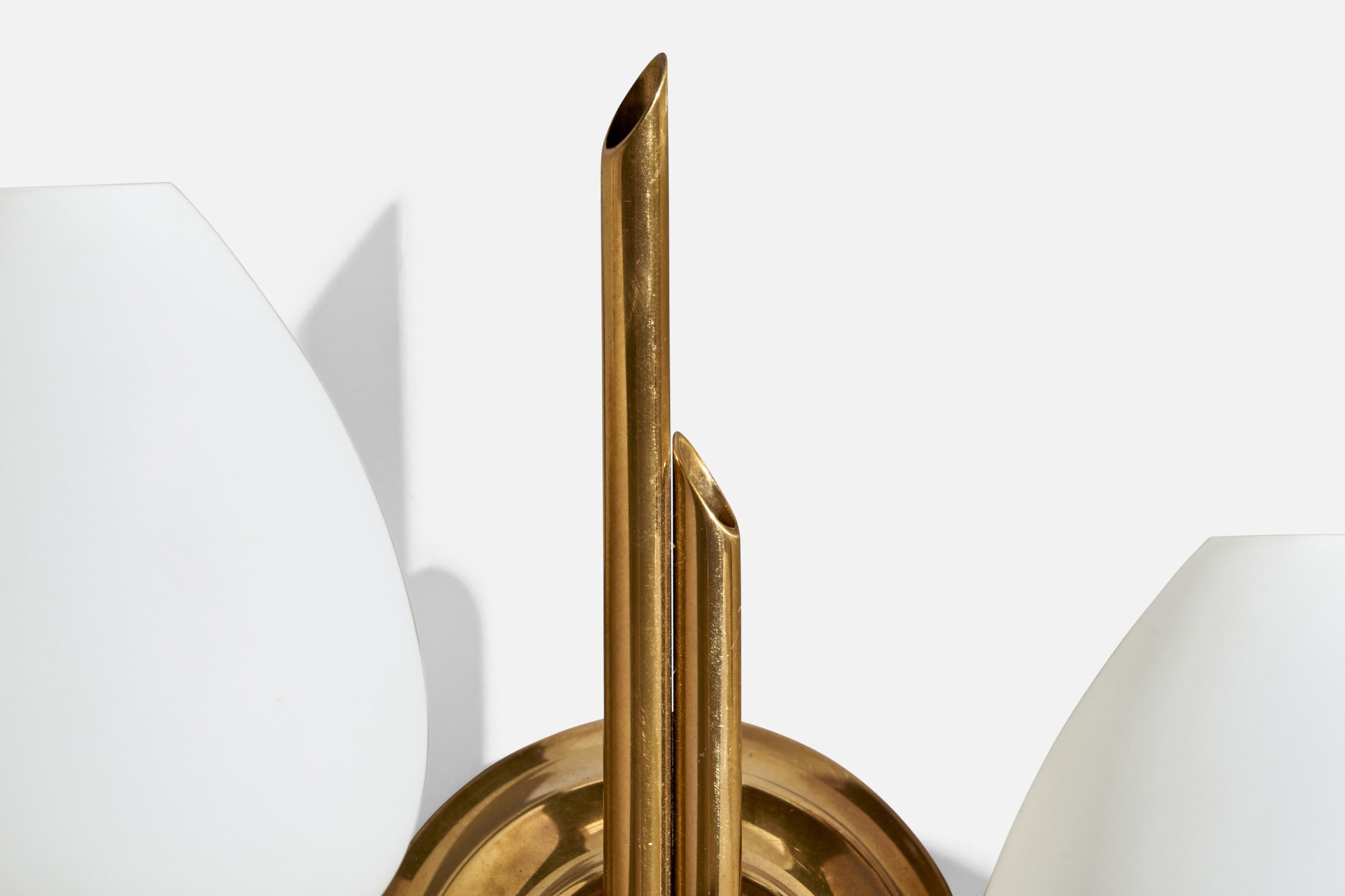 Design suédois, applique, laiton, verre, Suède, années 1940 en vente 1