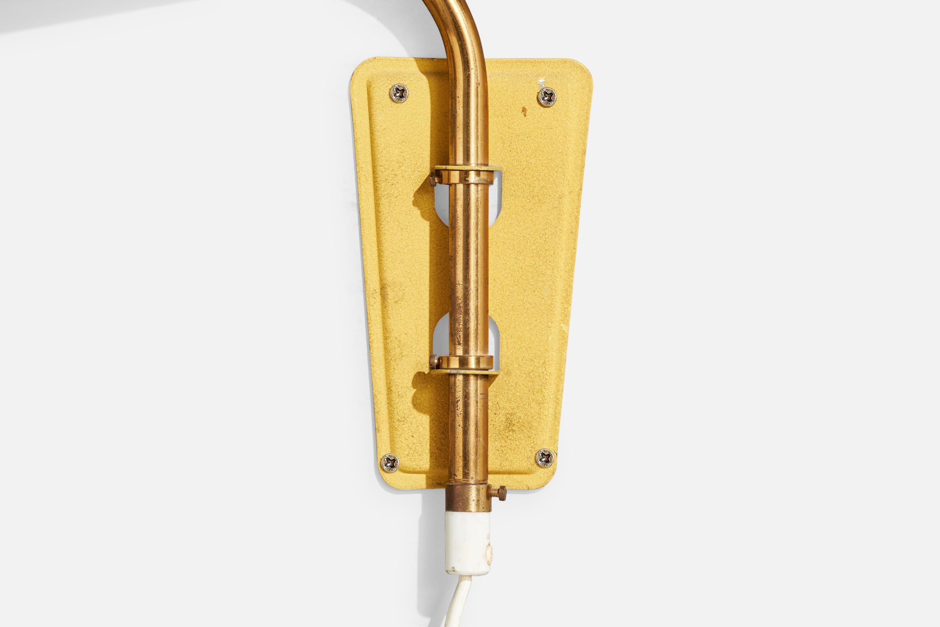 Swedish Designer, Wall Light, Brass, Metal, Rattan, Sweden, 1940s For Sale 1