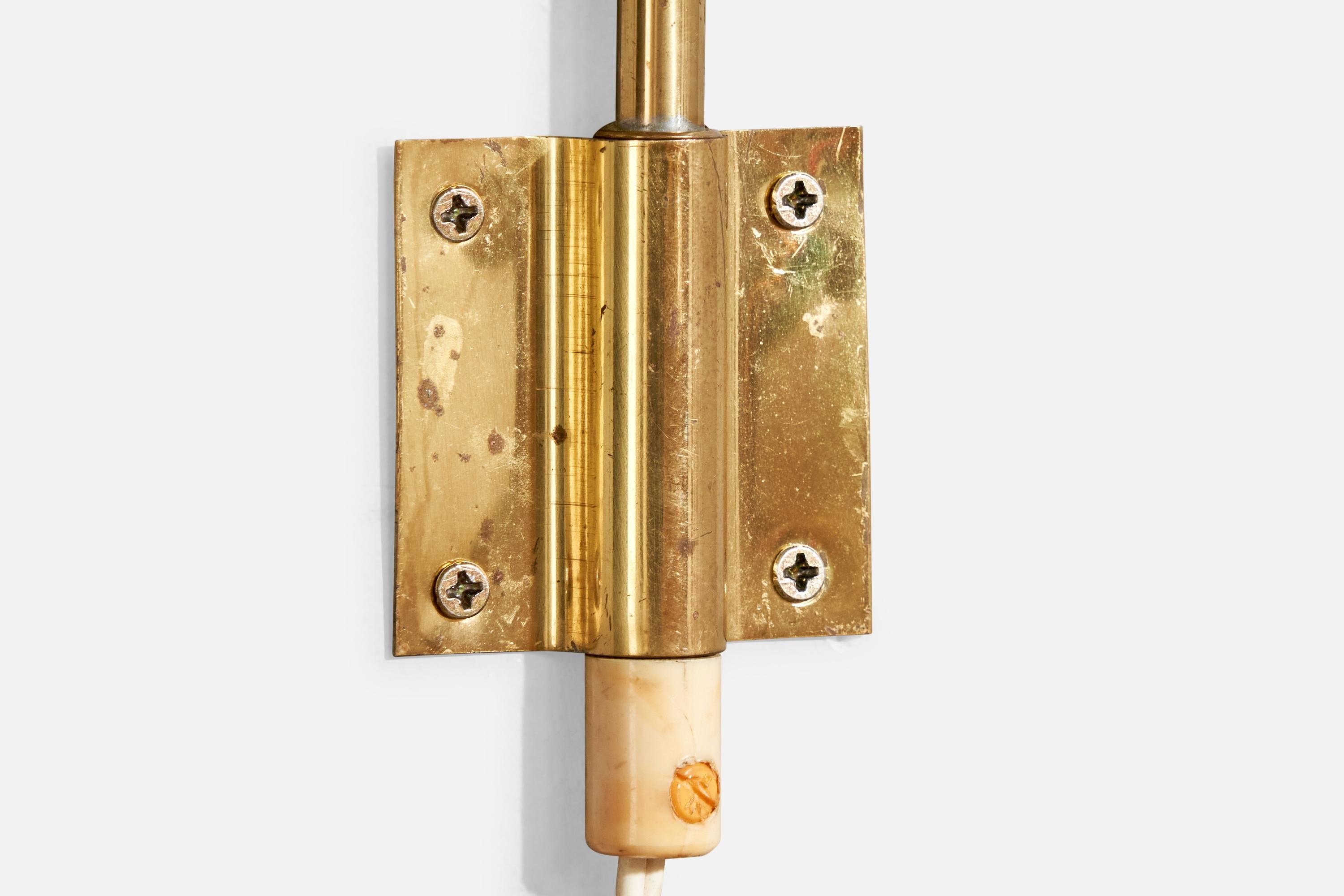 Swedish Designer, Wall Light, Brass, Rattan, 1940s For Sale 1