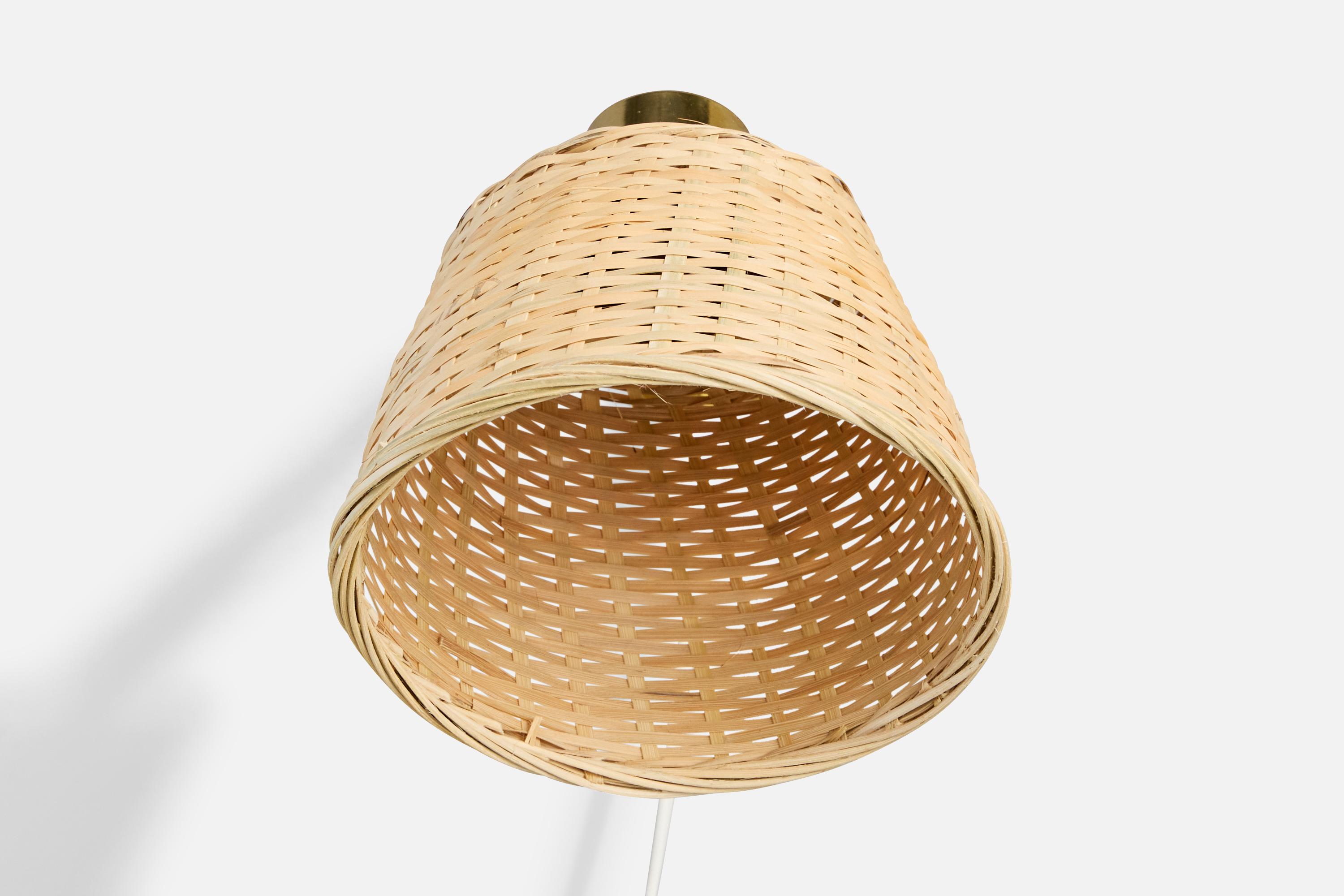 Swedish Designer, Wall Light, Brass, Rattan, Sweden, 1960s In Good Condition For Sale In High Point, NC