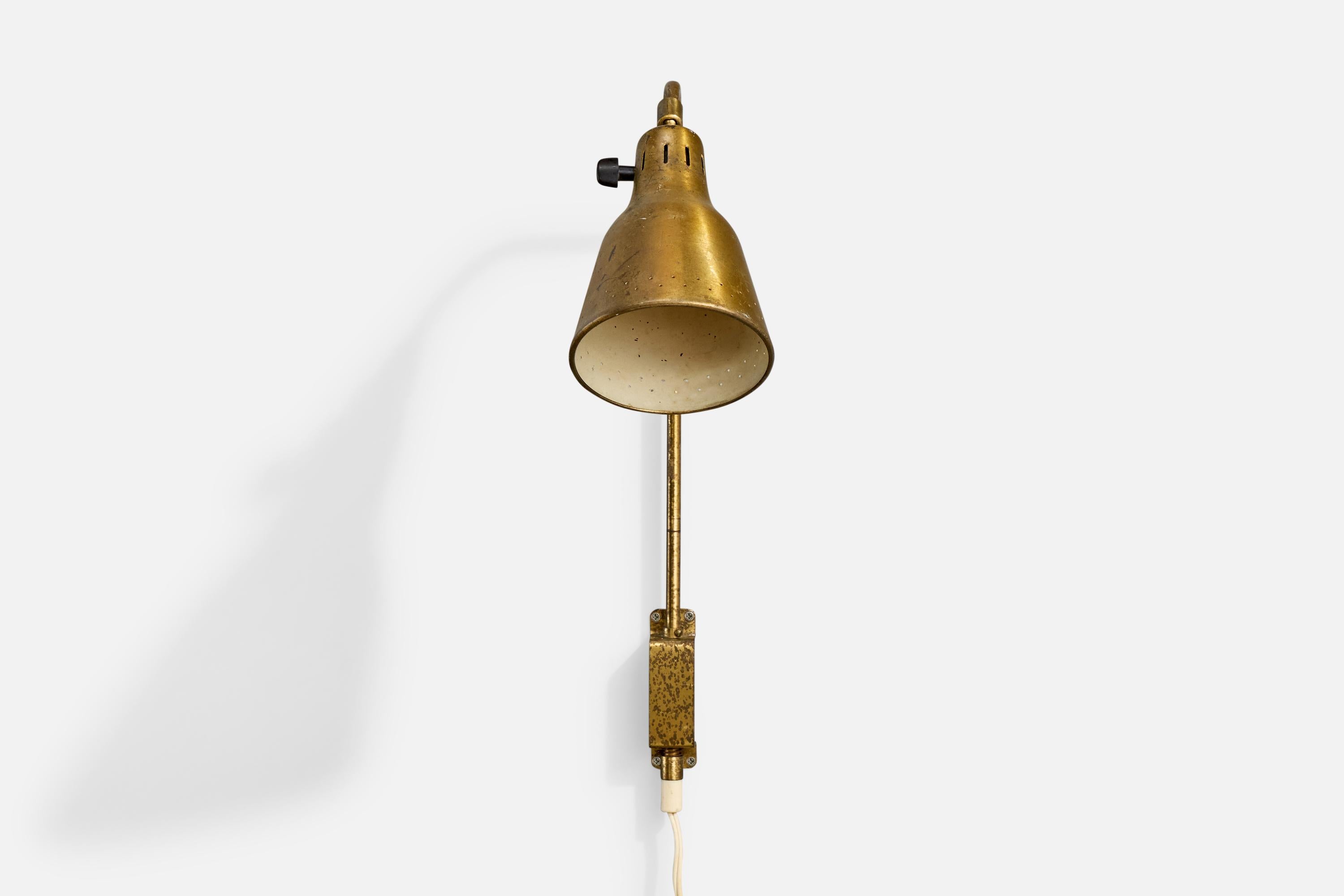 Scandinavian Modern Swedish Designer, Wall Light, Brass, Sweden, 1940s For Sale