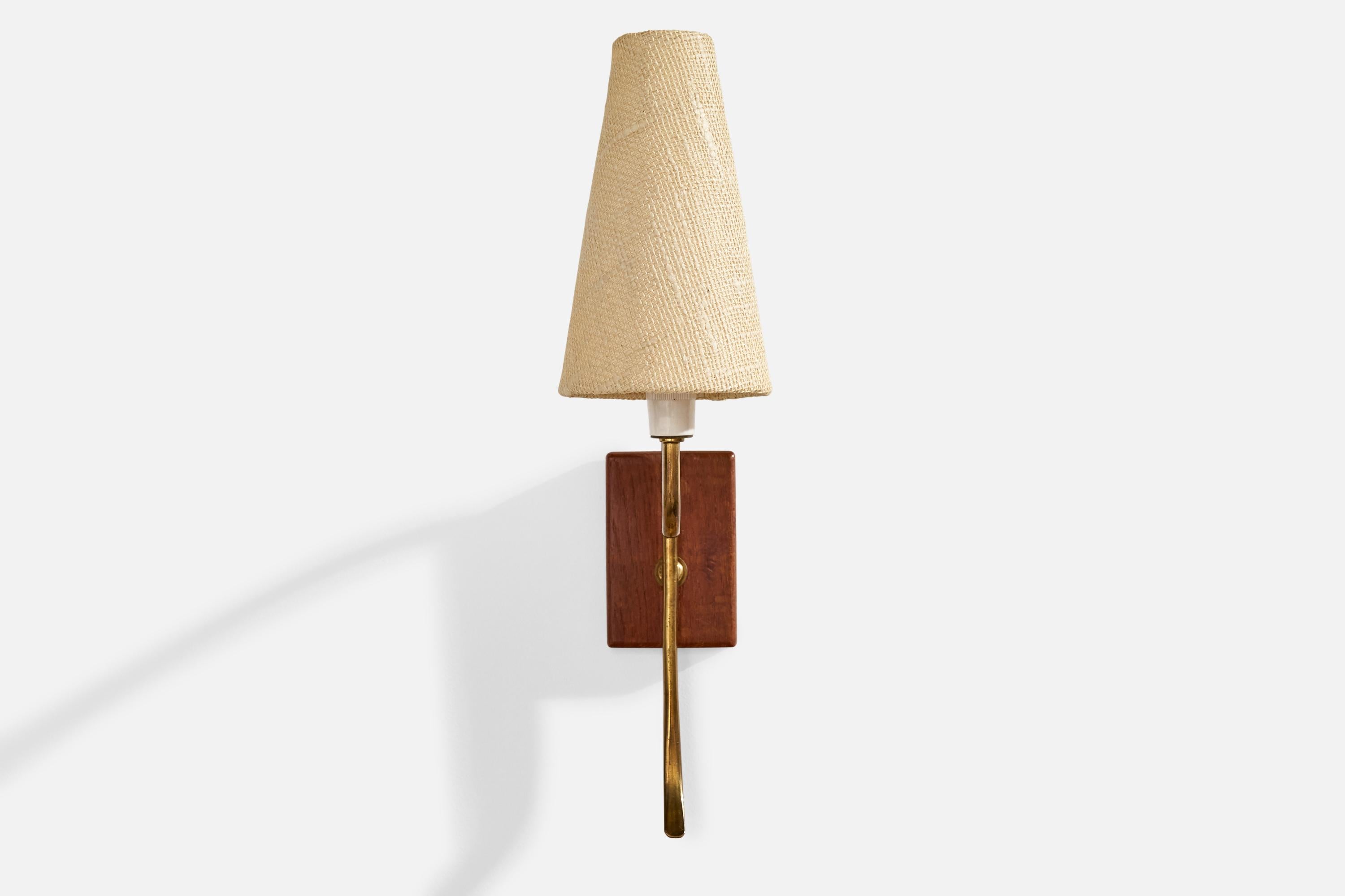 Scandinave moderne Design/One, Design-Light, laiton, teck, tissu, Suède, années 1950 en vente