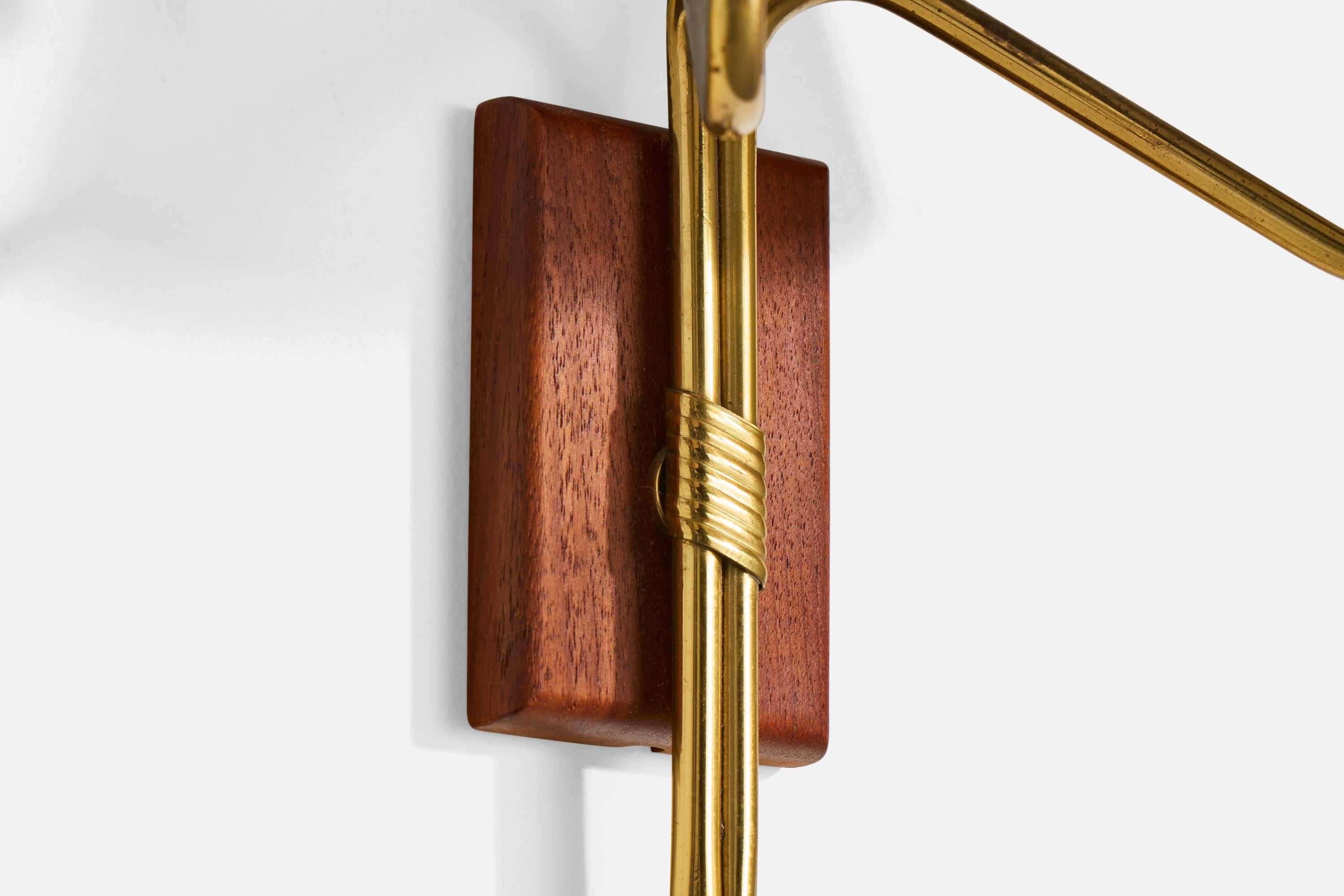Design/One, Design-Light, laiton, teck, tissu, Suède, années 1950 en vente 1