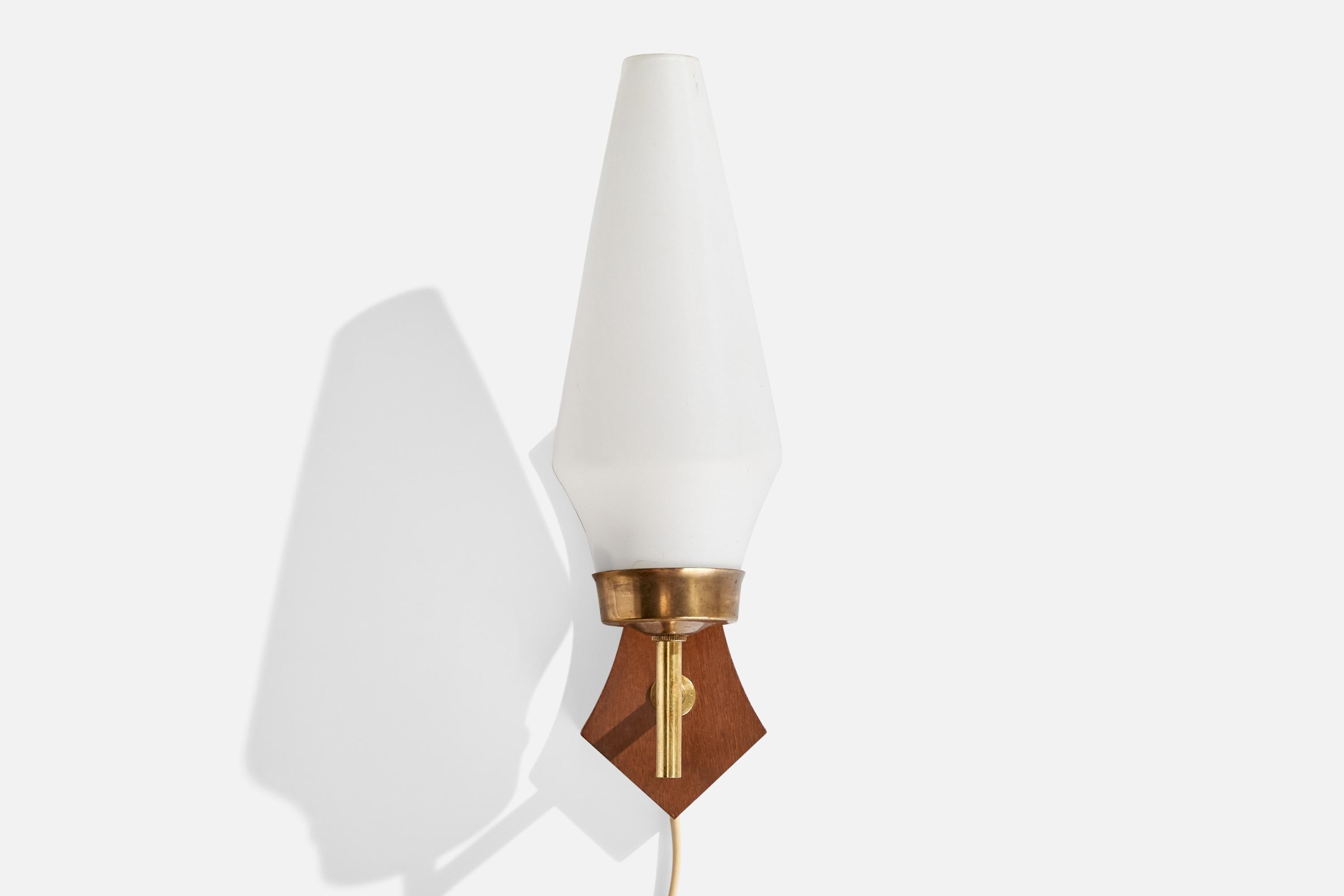 Mid-Century Modern Design/One, Design-Light, laiton, teck, verre, Suède, années 1950 en vente