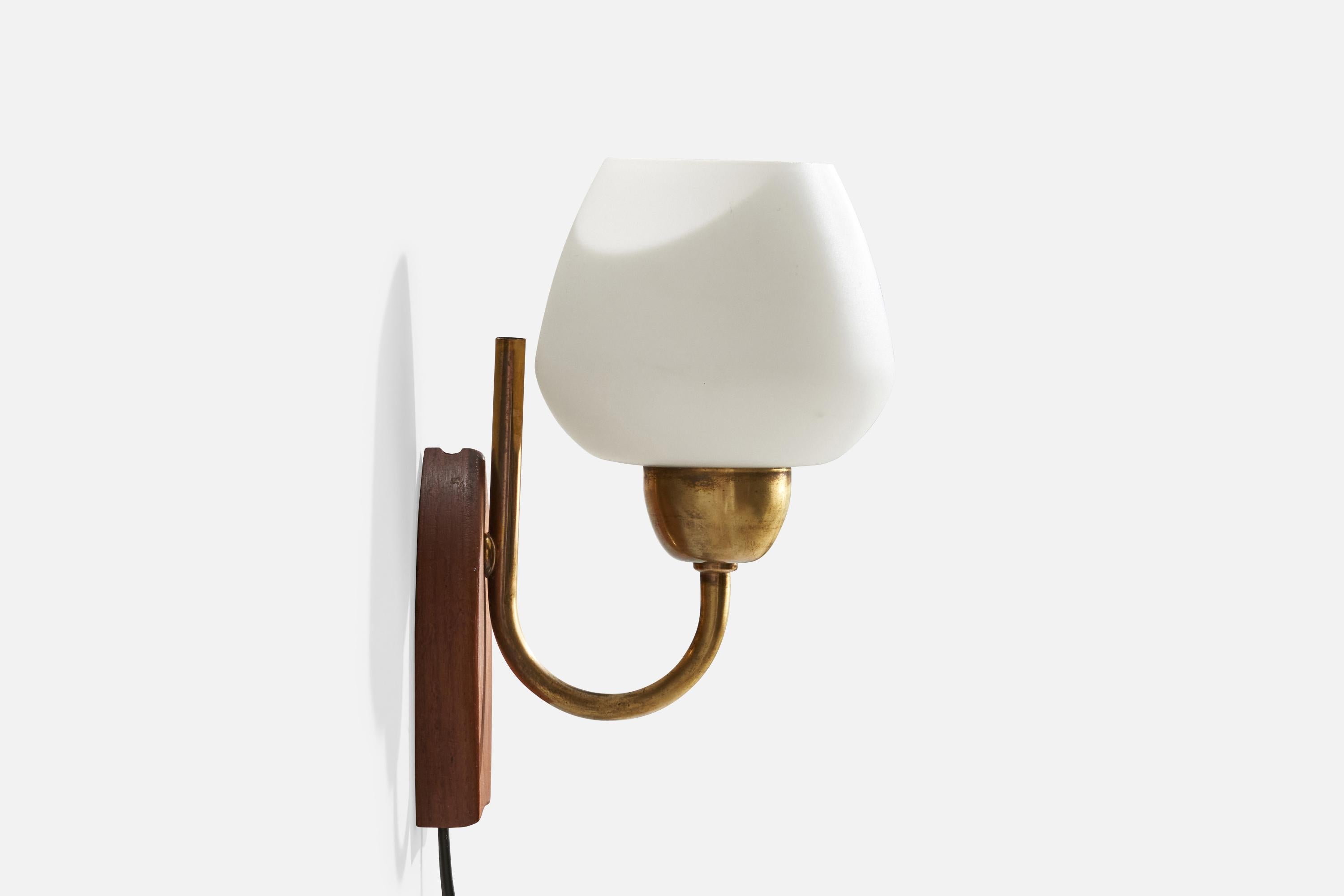 Swedish Designer, Wall Light, Brass, Teak, Glass, Sweden, 1950s In Good Condition For Sale In High Point, NC