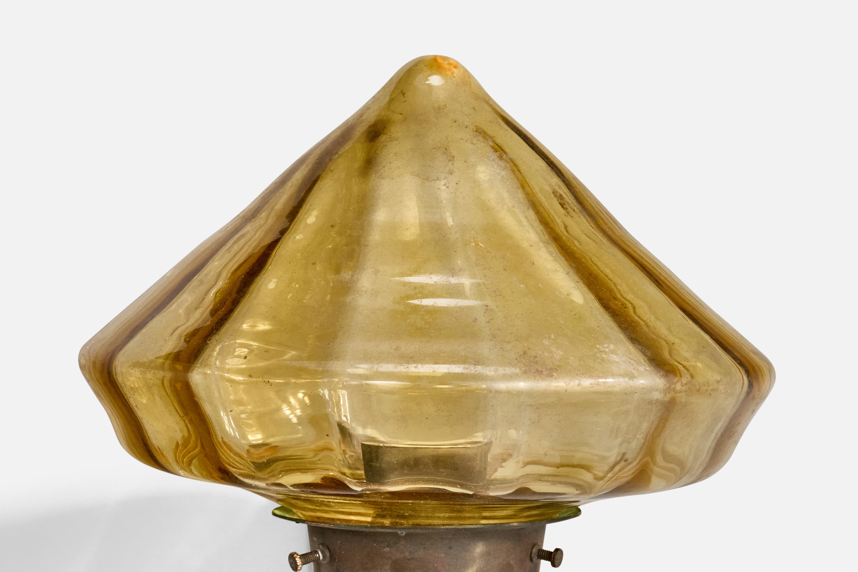 Cuivre Designer suédois, applique murale, cuivre, verre, Suède, c.C. 1940s en vente