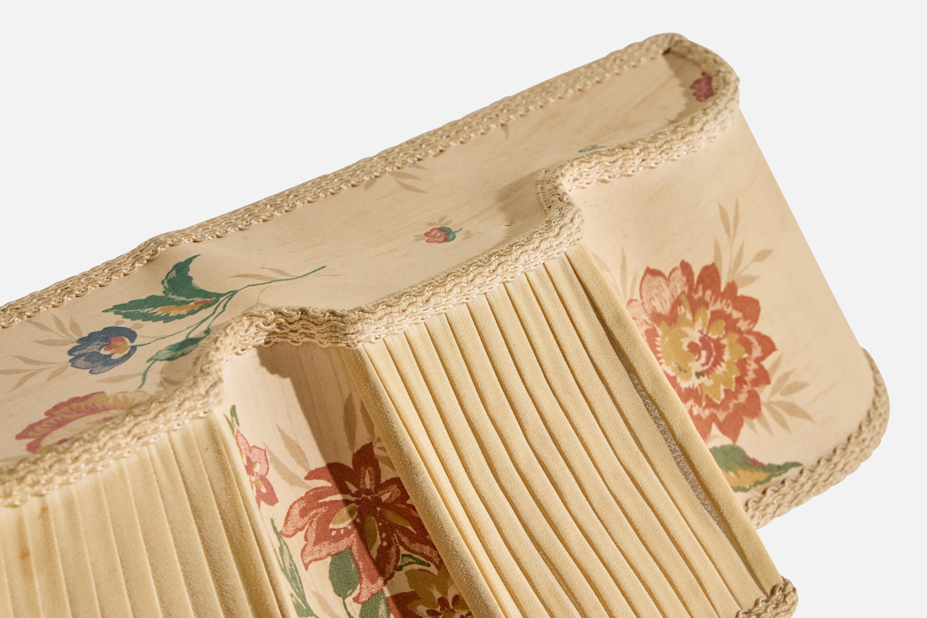 Milieu du XXe siècle Designer suédois, applique murale, tissu, Suède, années 1940 en vente