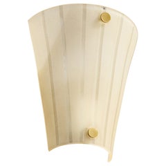 Schwedischer Designer, Wandleuchte, Glas, Messing, Schweden, 1940er Jahre Schwedischer Designer, Wandleuchte, Glas, Messing, Schweden, 1940er Jahre