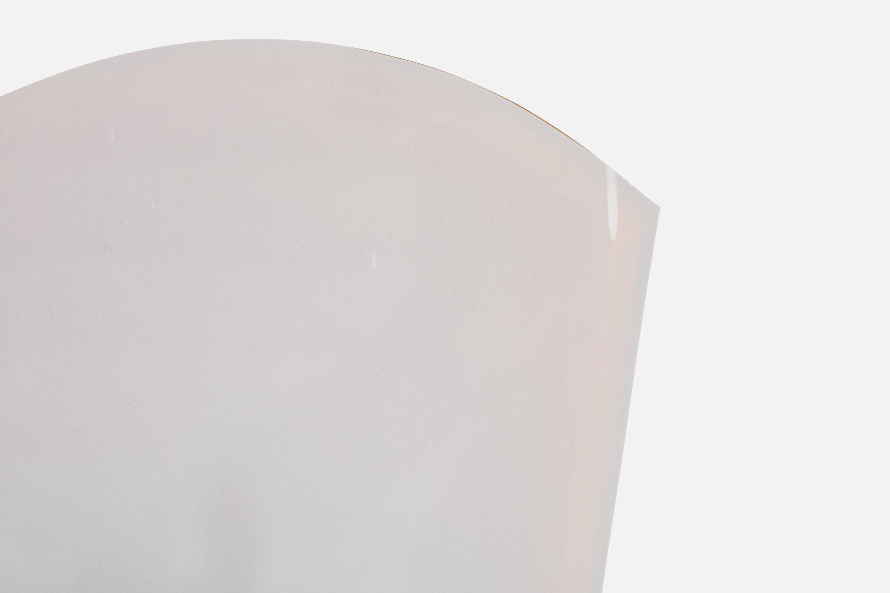 Diseñador sueco, aplique, metal, cristal, Suecia, años 30 en Bastante bueno estado para la venta en High Point, NC