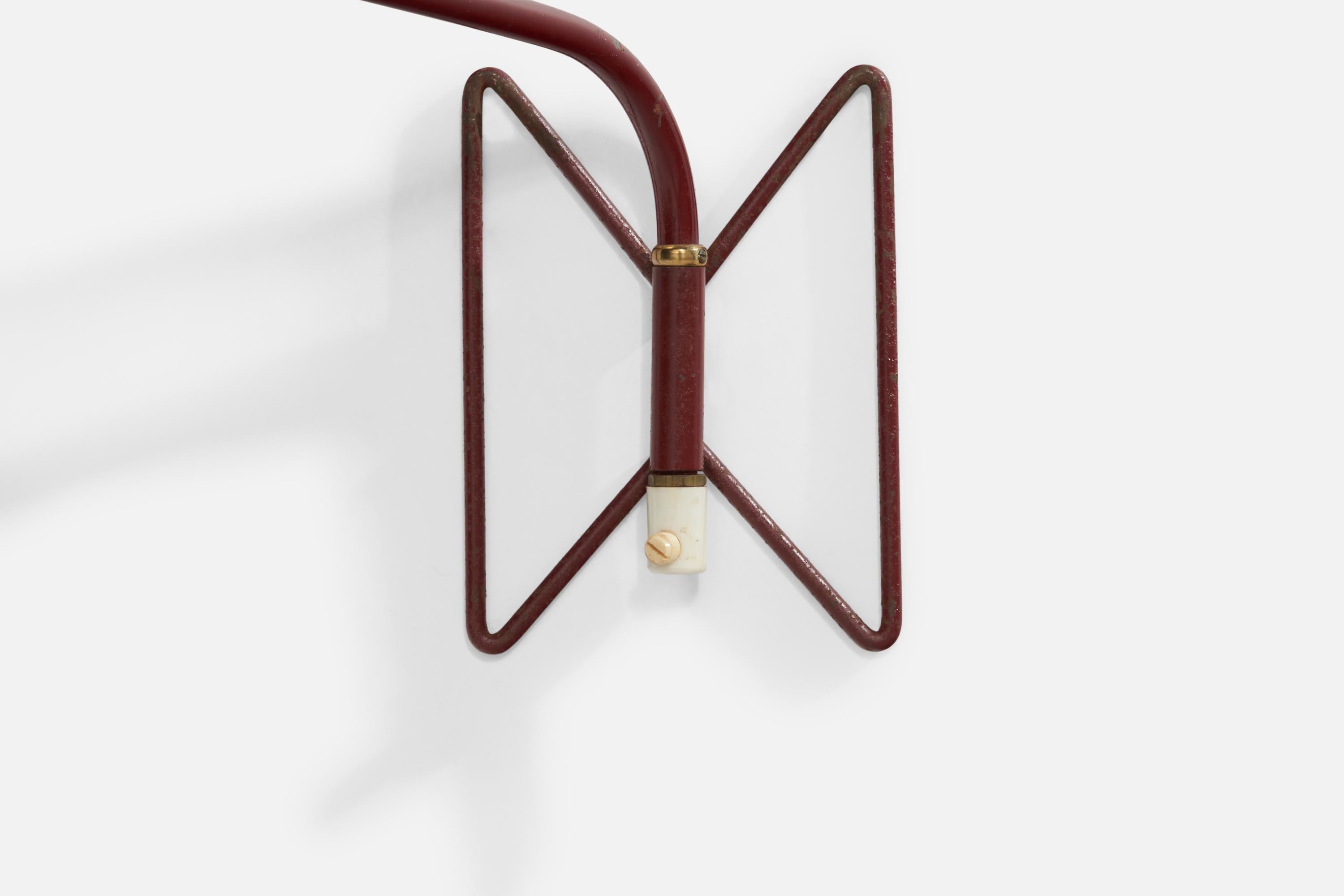 Designer suédois, applique murale, métal, rotin, Suède, années 1950 en vente 1