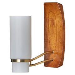 Schwedische Designerin, Wandleuchte, Eiche, Messing, Glas, Schweden, 1950er Jahre
