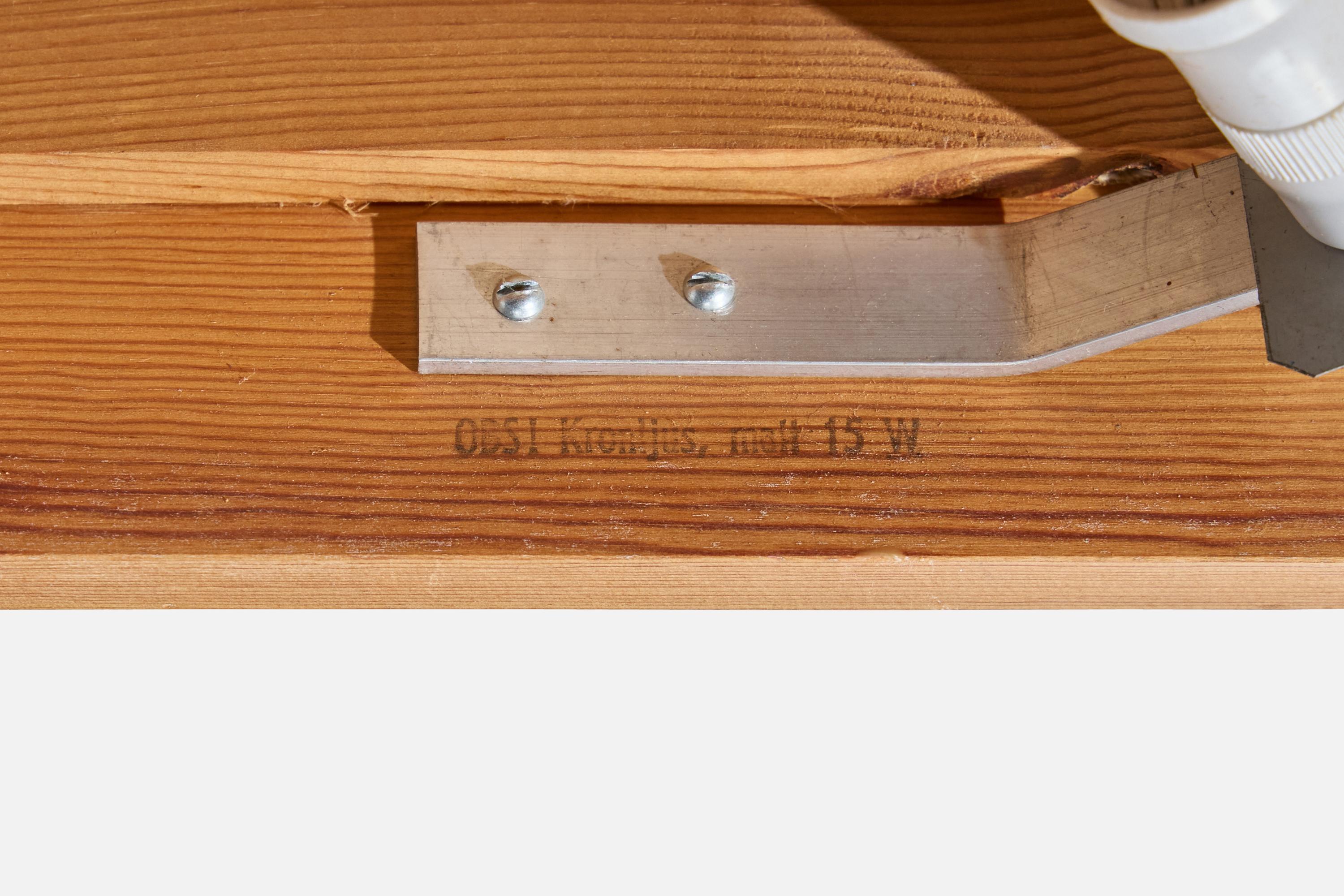 Mid-Century Modern Designer suédois, applique murale, pin, broussin, Suède, 1970 en vente