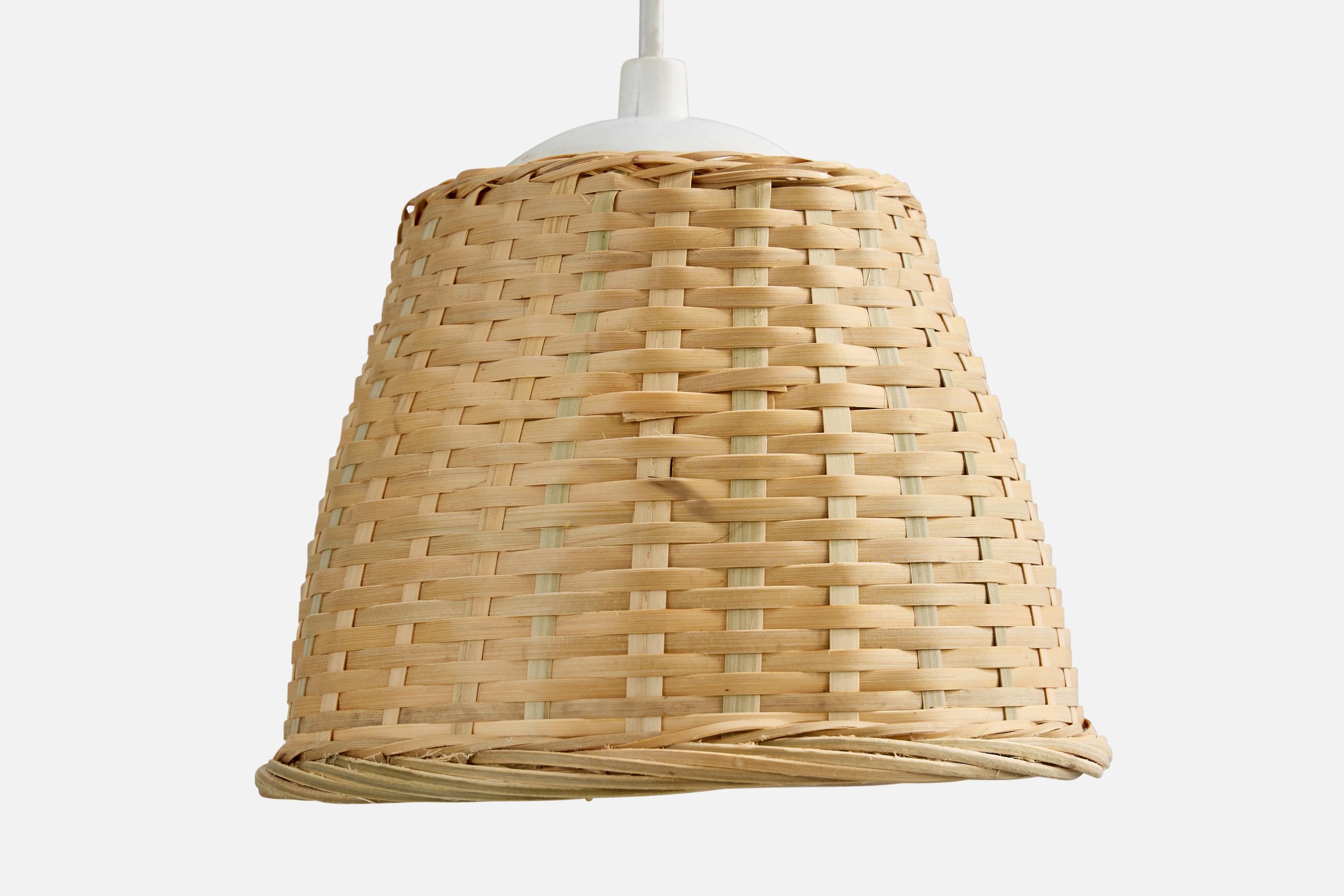 Swedish Designer, Wall Light, Pine, Rattan, Sweden, 1970s For Sale 6