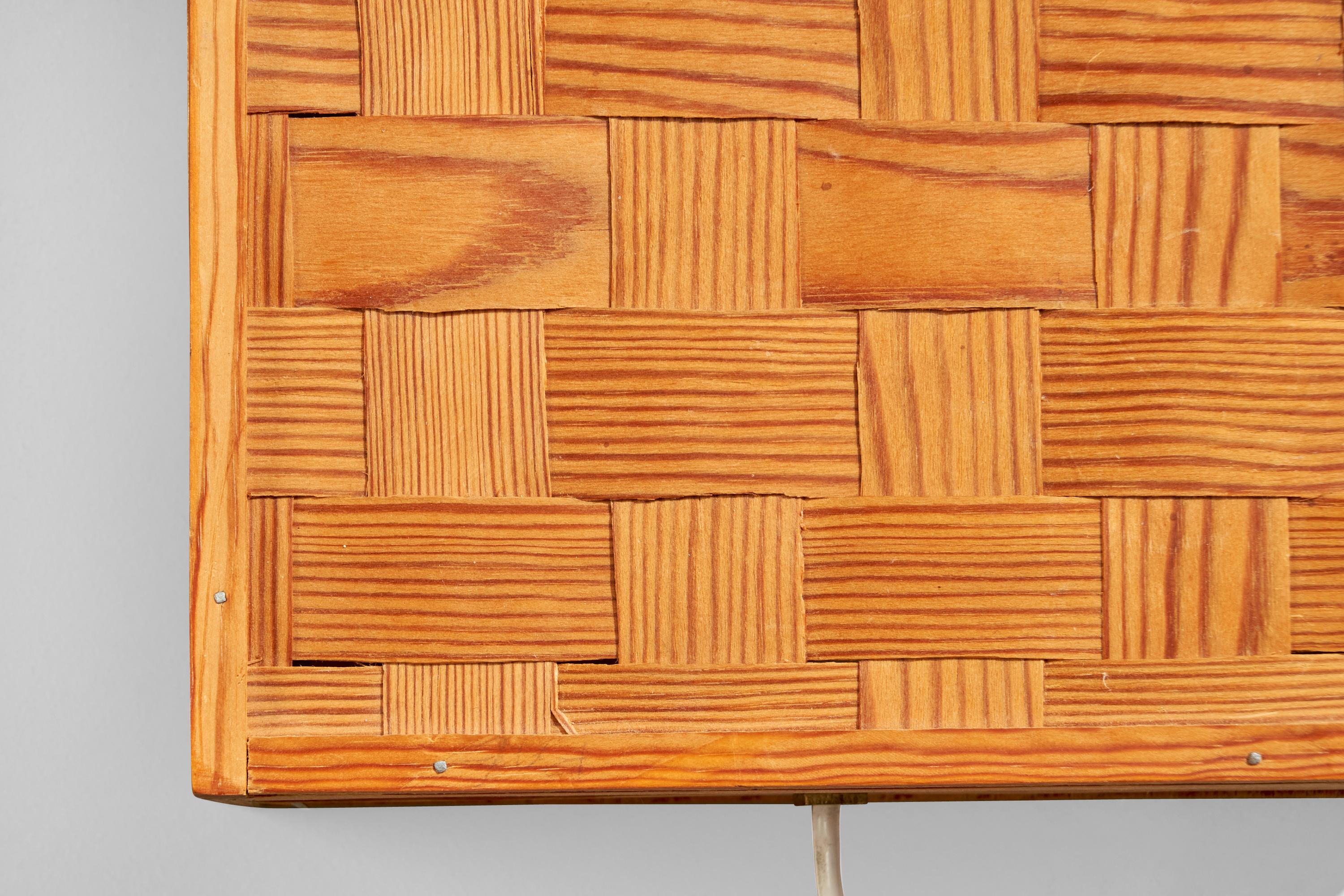 Pin Créateur suédois, applique murale, pin, Suède, années 1960 en vente