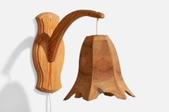 Schwedische Designerin, Wandleuchte, Kiefernholz, Schweden, 1970er Jahre