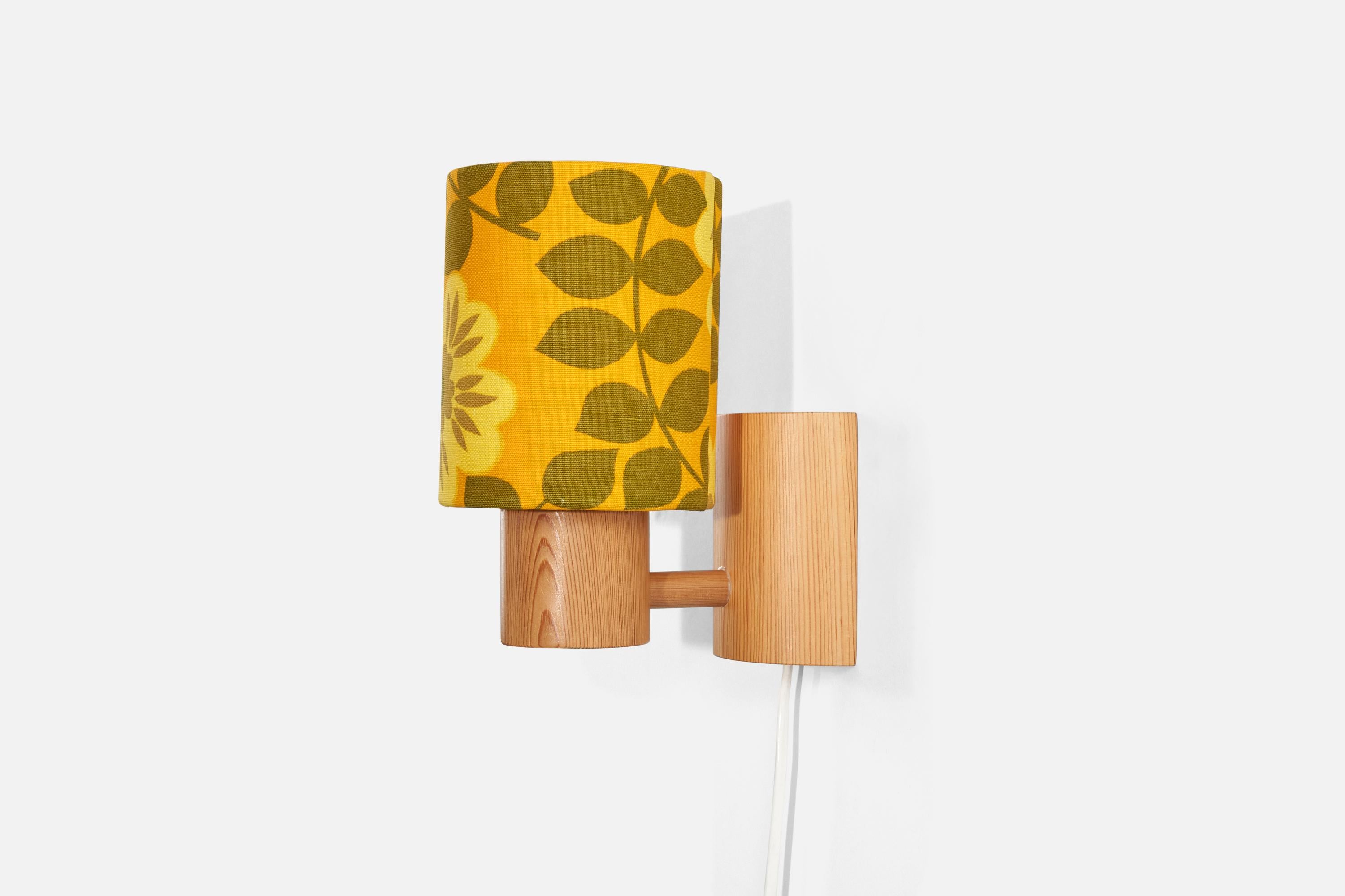 Late 20th Century Swedish Designer, Wall Light, Solid Pine, Fabric, Sweden, 1970s For Sale