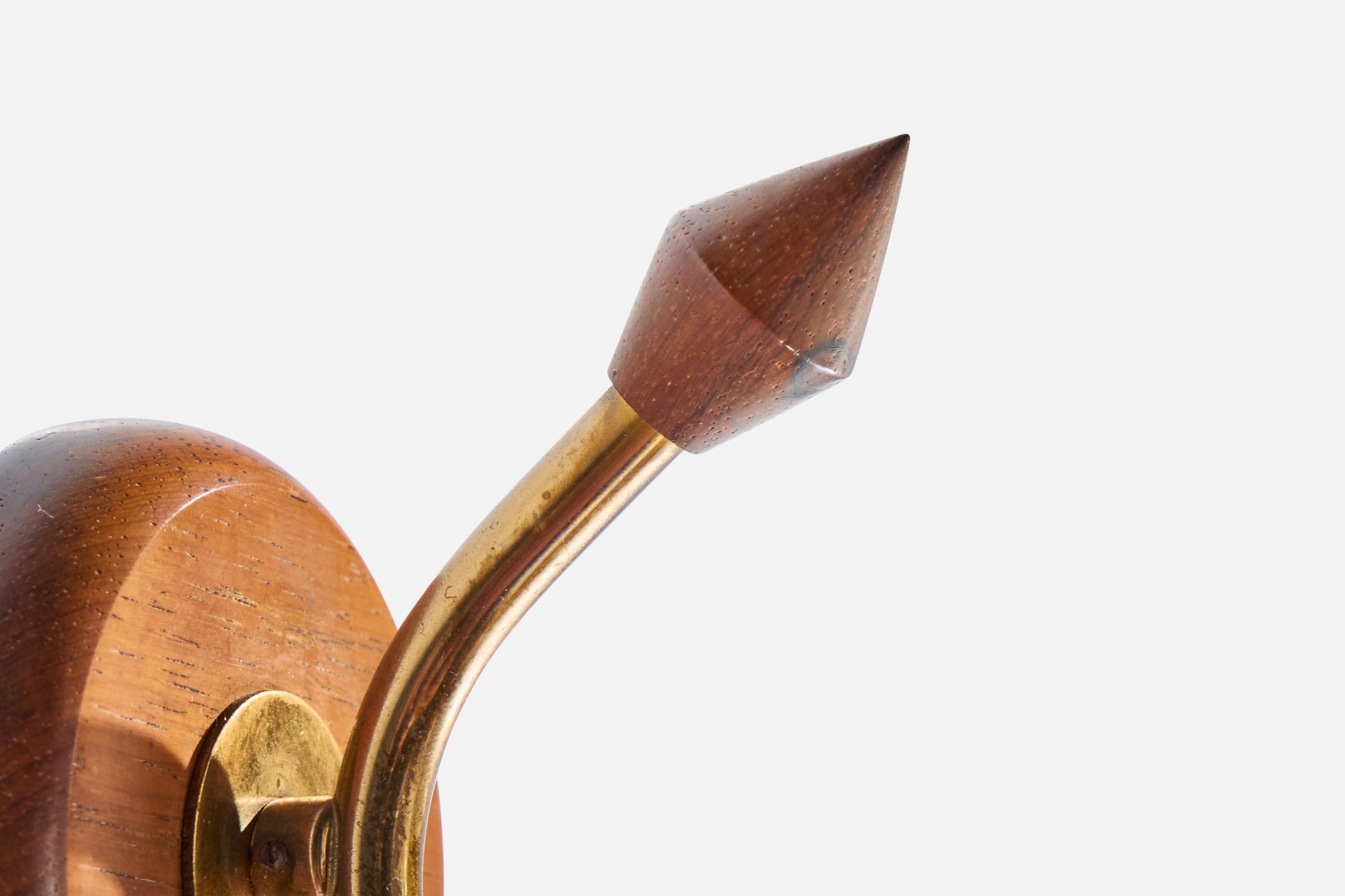 Ottone Lampada da parete di design svedese, teak, ottone, vetro, Svezia, anni '50 in vendita