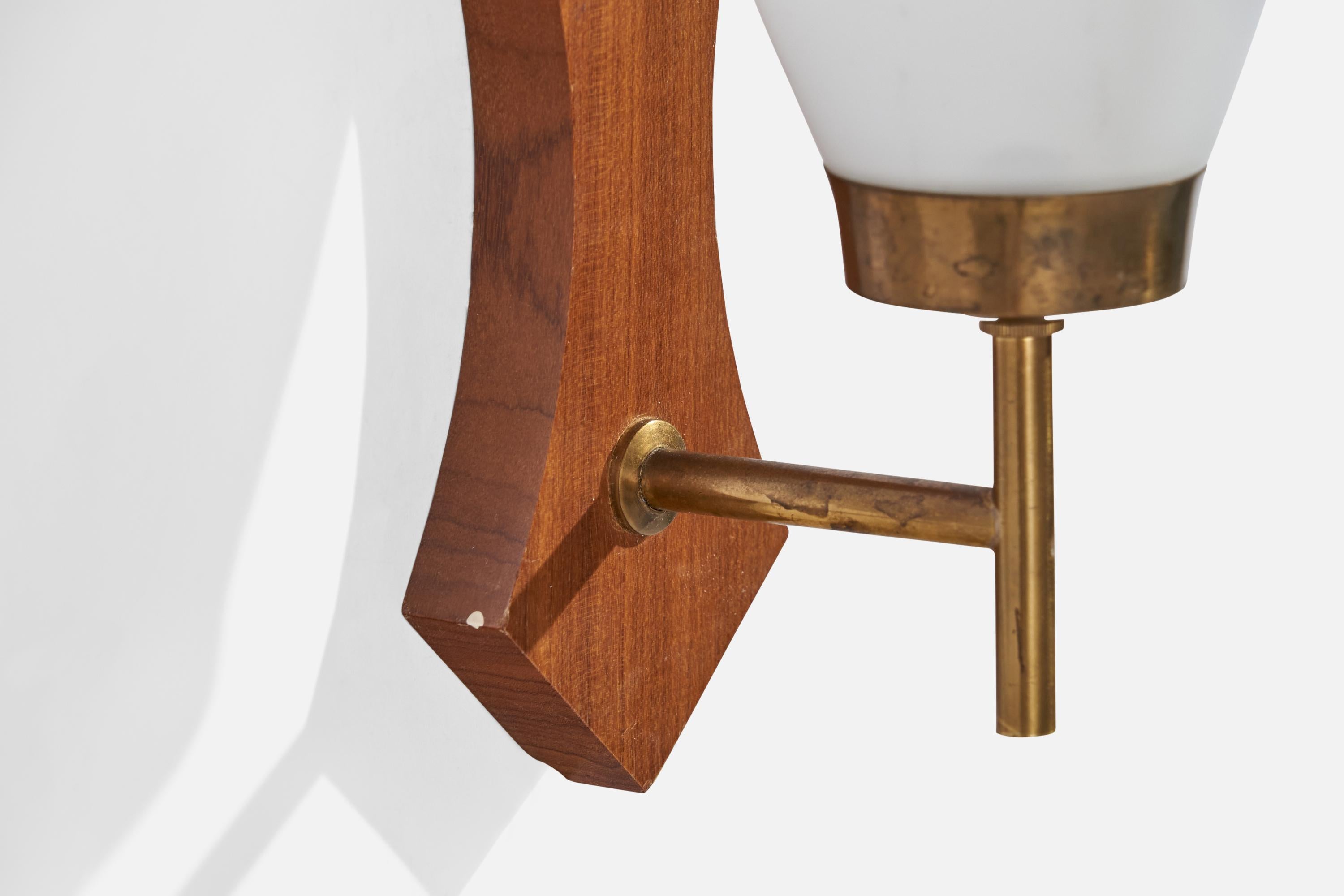 Swedish Designer, Wall Light, Teak, Brass, Glass, Sweden, 1950s For Sale 2