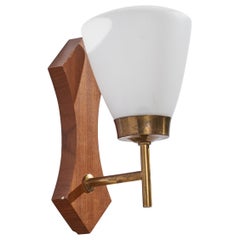 Diseñador sueco, aplique de pared, teca, latón, cristal, Suecia, años 50