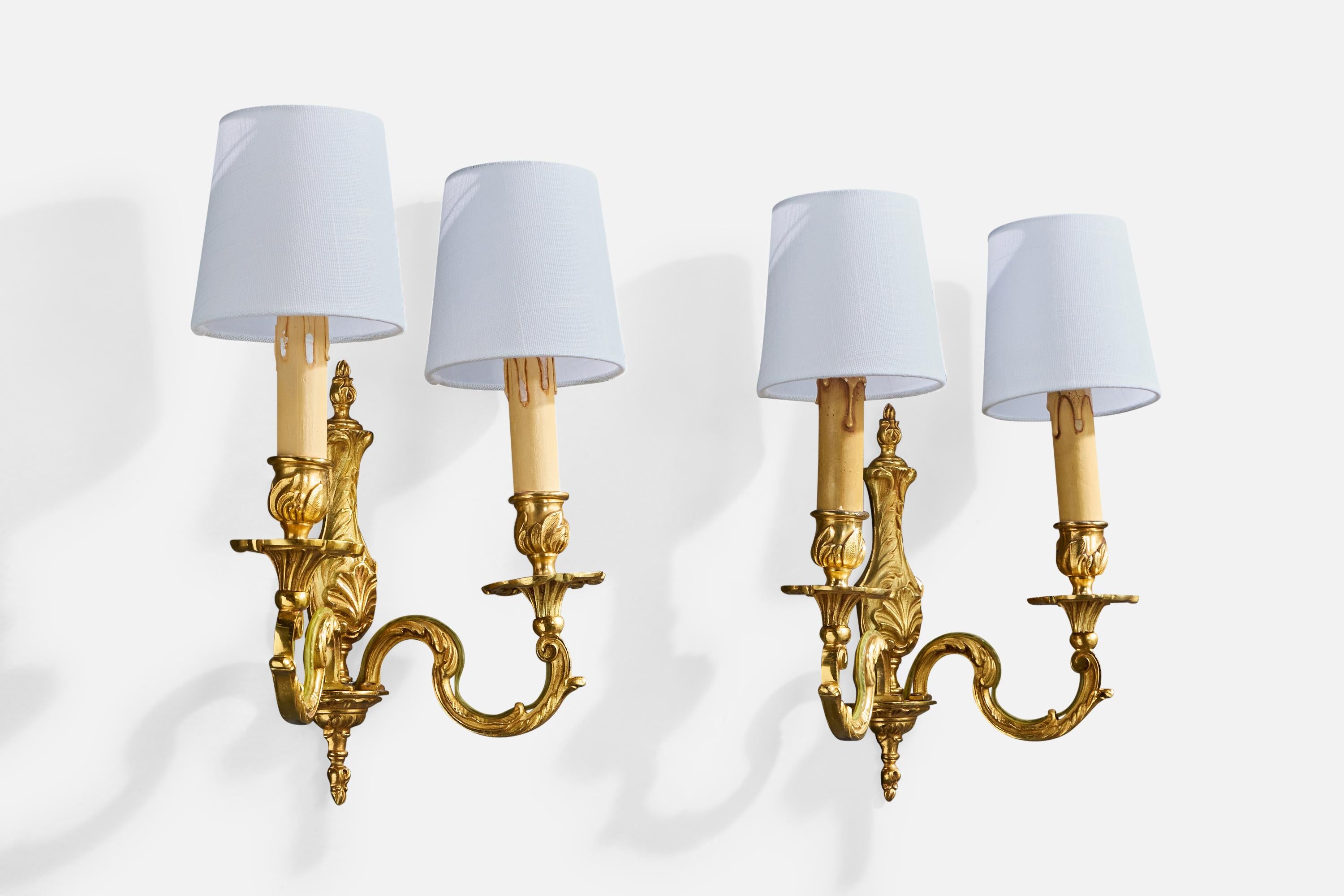 Mid-Century moderno Designer svedese, applique, ottone, tessuto, Svezia, anni '40 in vendita