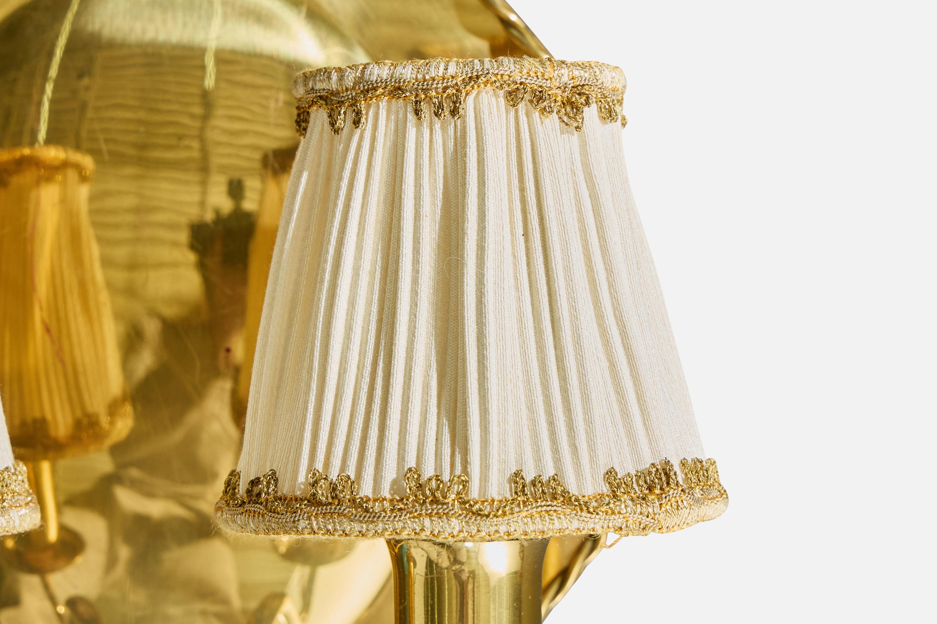 Diseñador sueco, apliques de pared, latón, tela, Suecia, década de 1940 Latón en venta