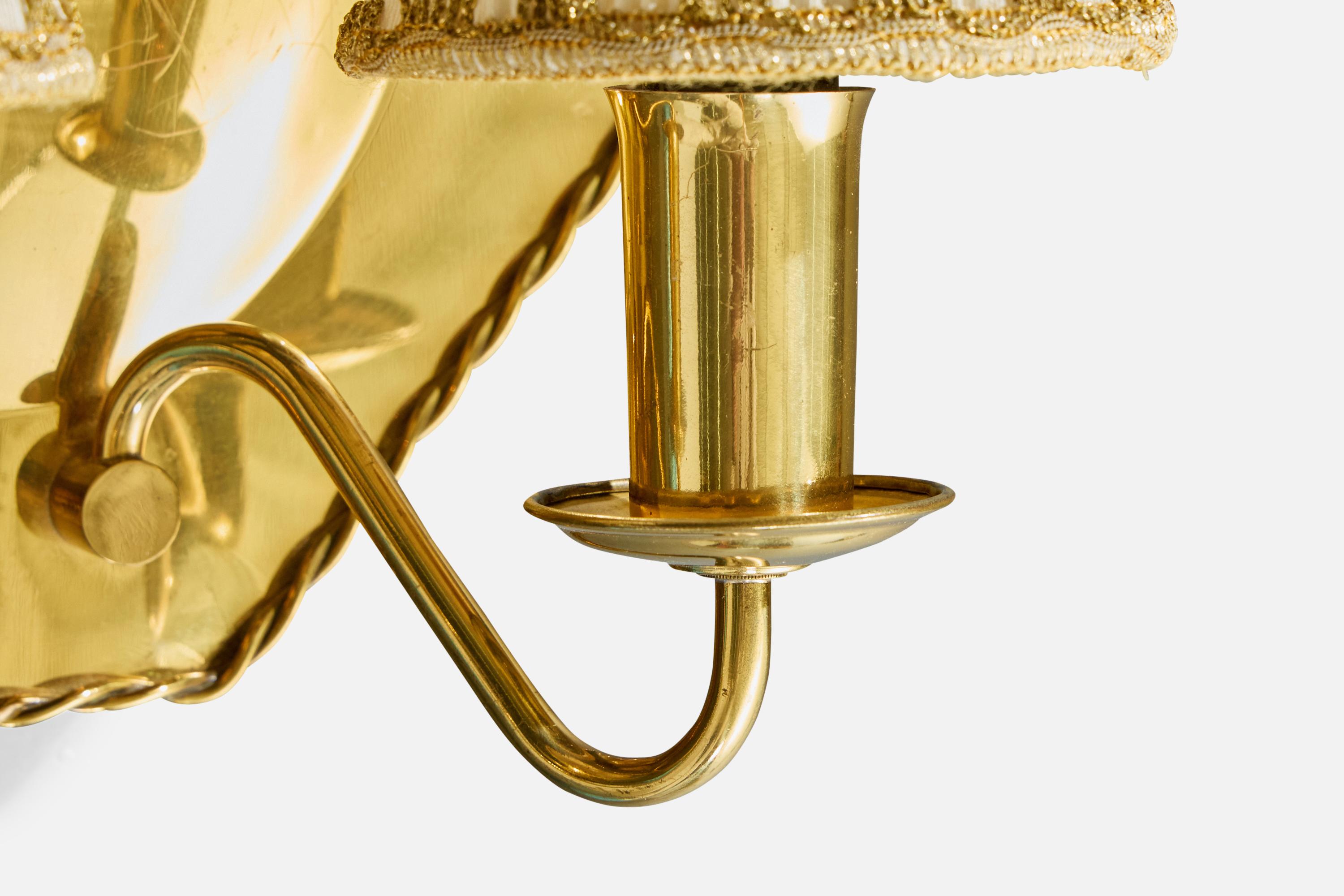 Diseñador sueco, apliques de pared, latón, tela, Suecia, década de 1940 en venta 1