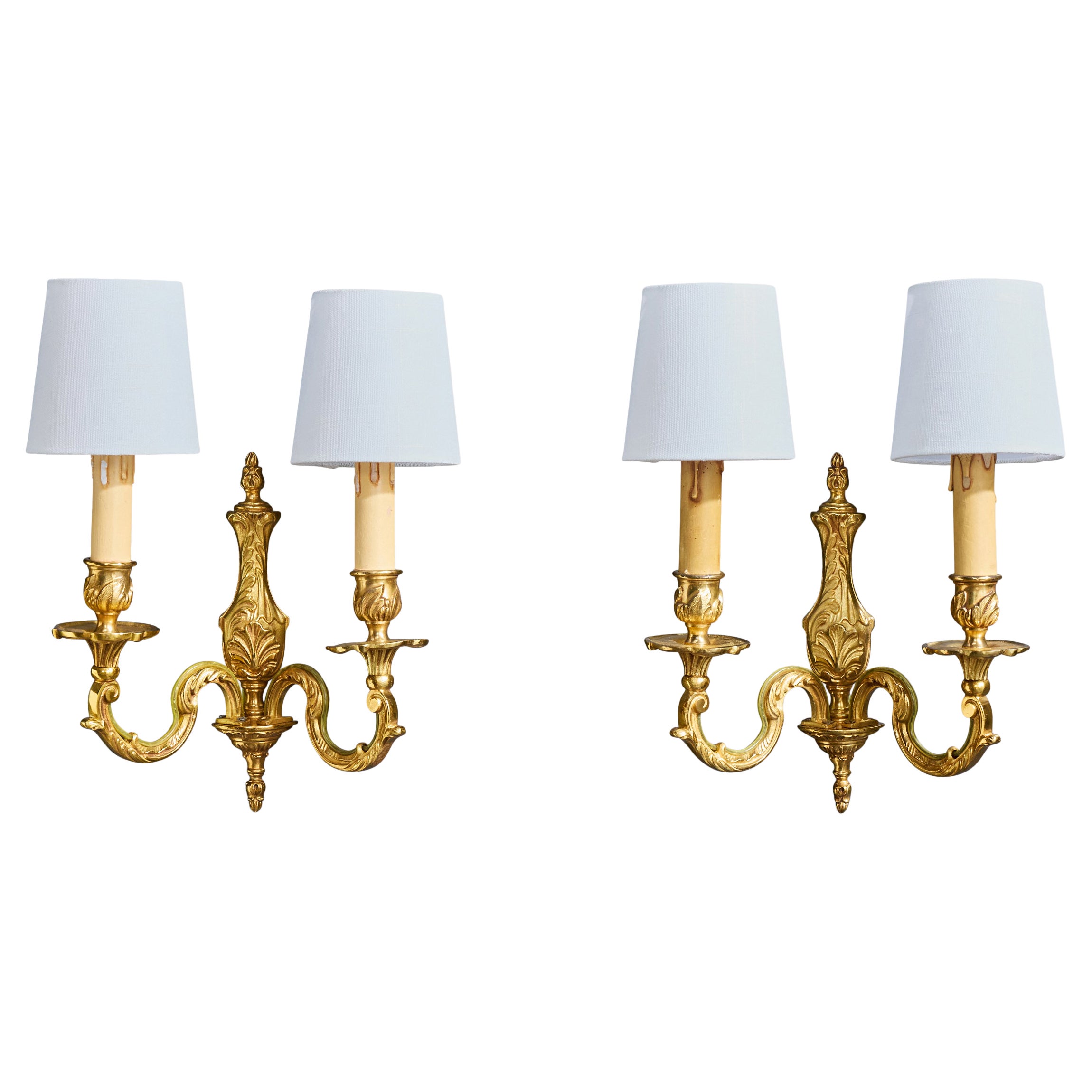 Designer suédois, Lights murales, laiton, tissu, Suède, années 1940