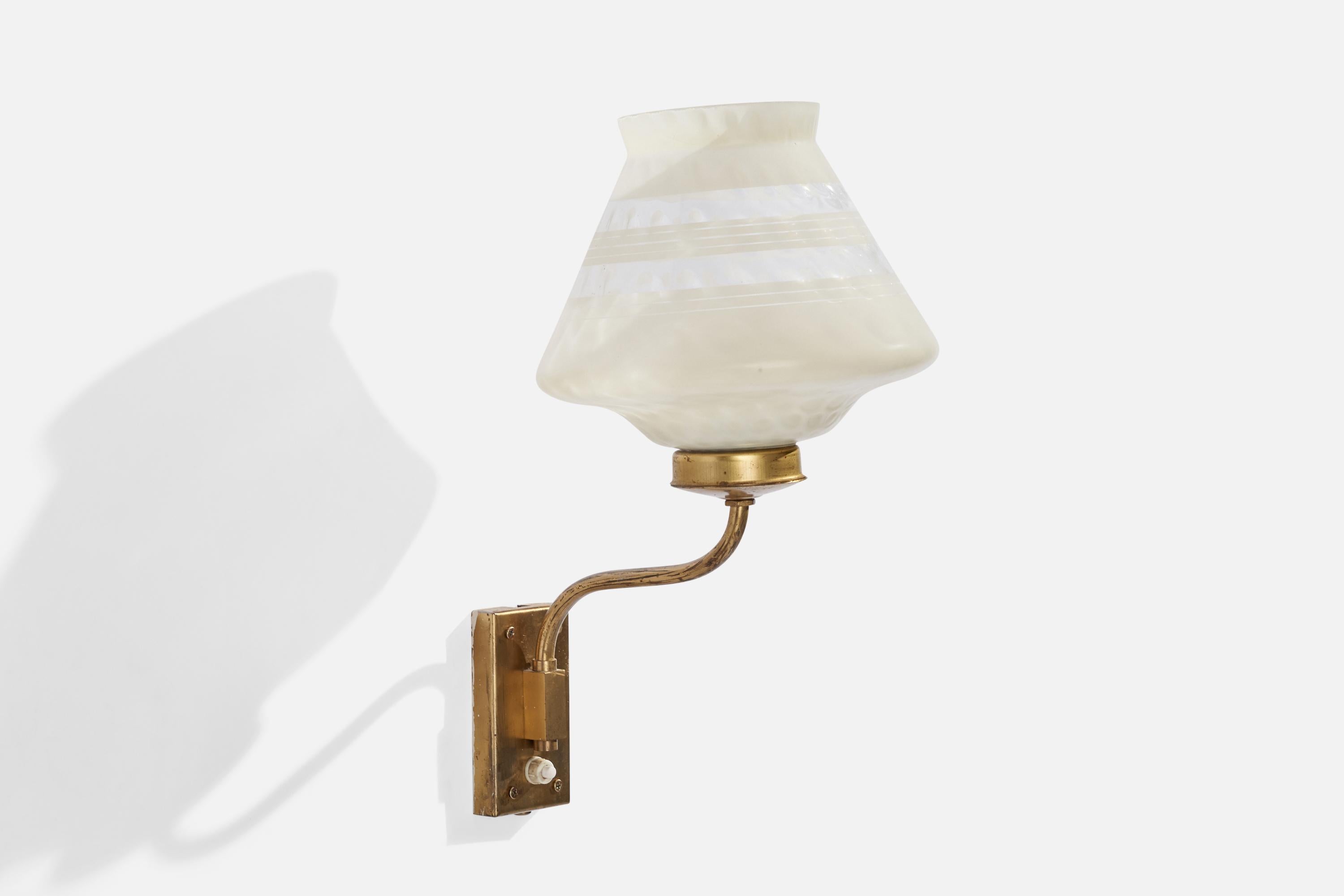 Swedish Designer, Wall Lights, Brass, Glass, Sweden, 1940s For Sale 5