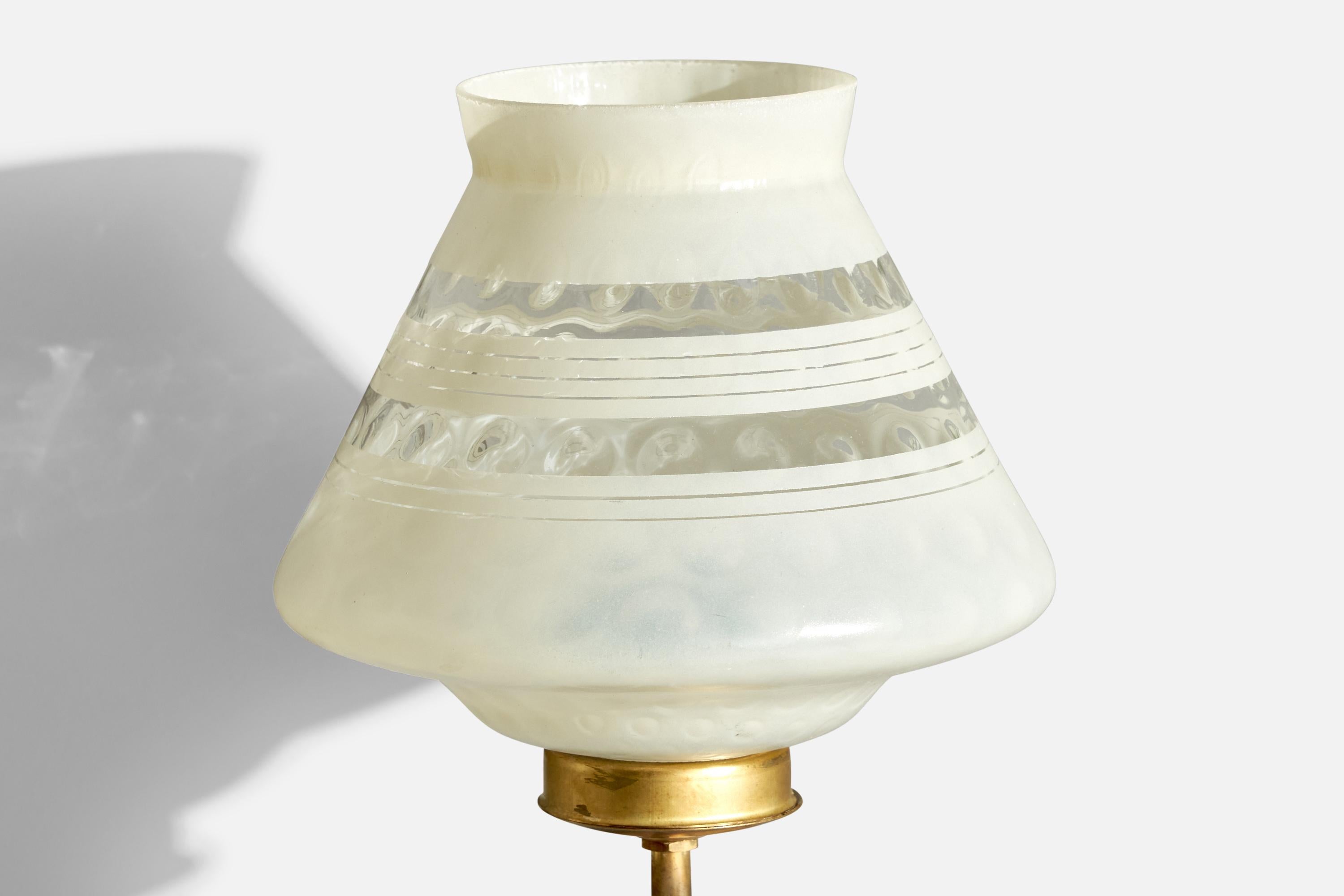 Designer svedese, lampade da parete, ottone, vetro, Svezia, anni '40 in vendita 1