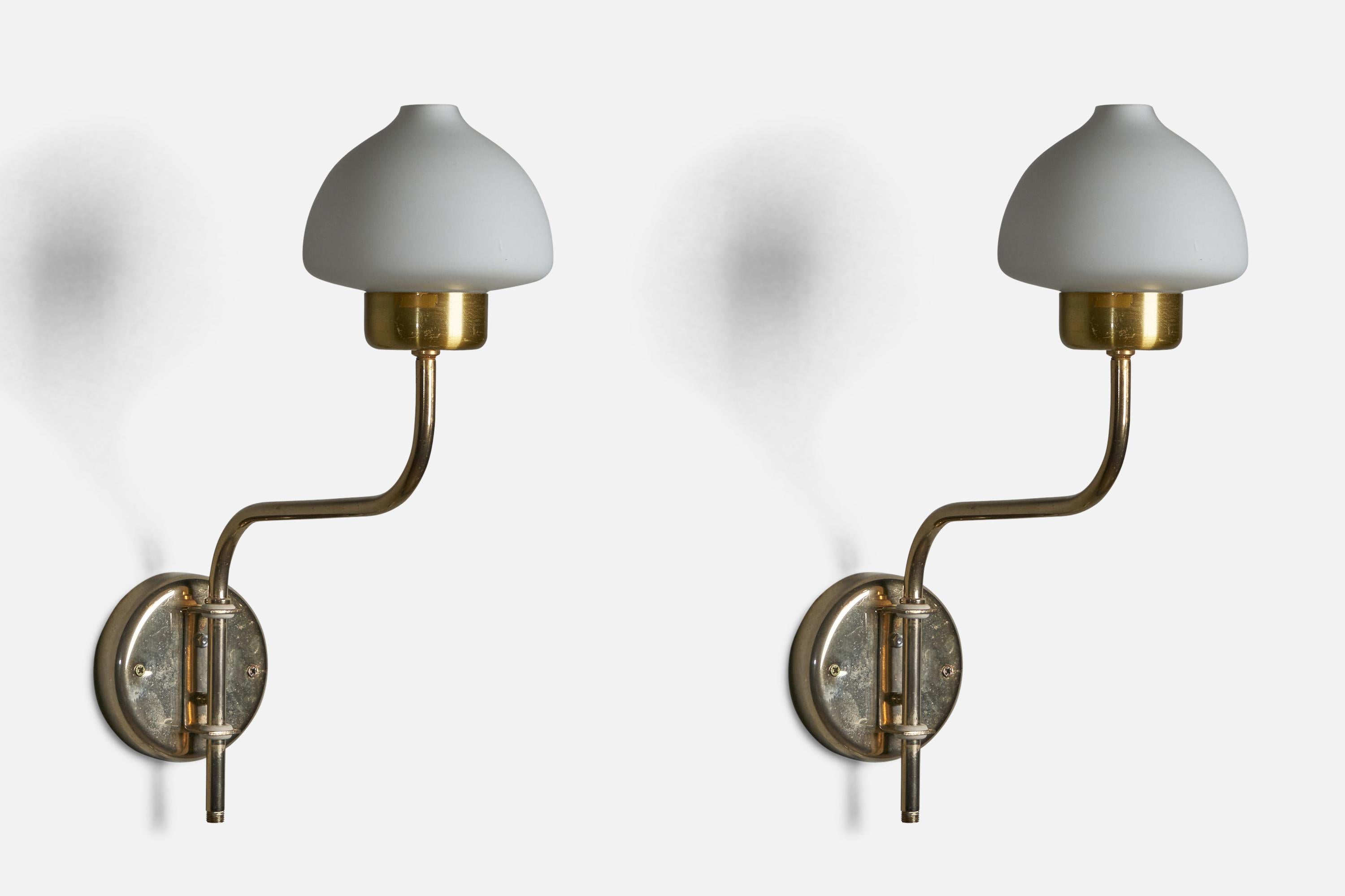 Swedish Designer, Wall Lights, Brass, Glass, Sweden, 1970s In Good Condition For Sale In High Point, NC