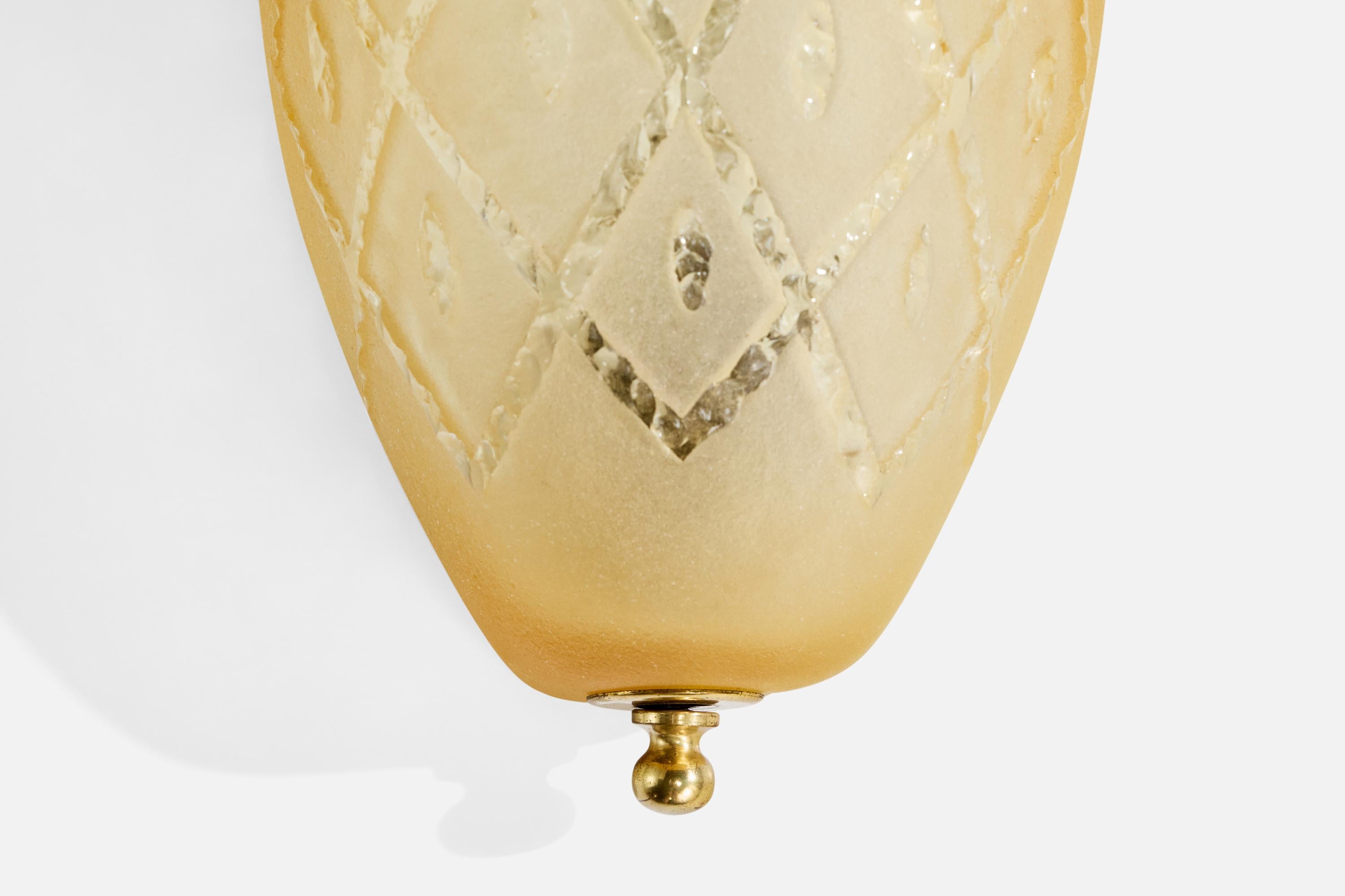 Designer suédois, appliques murales, laiton, verre, Suède, c.C. 1940s en vente 2