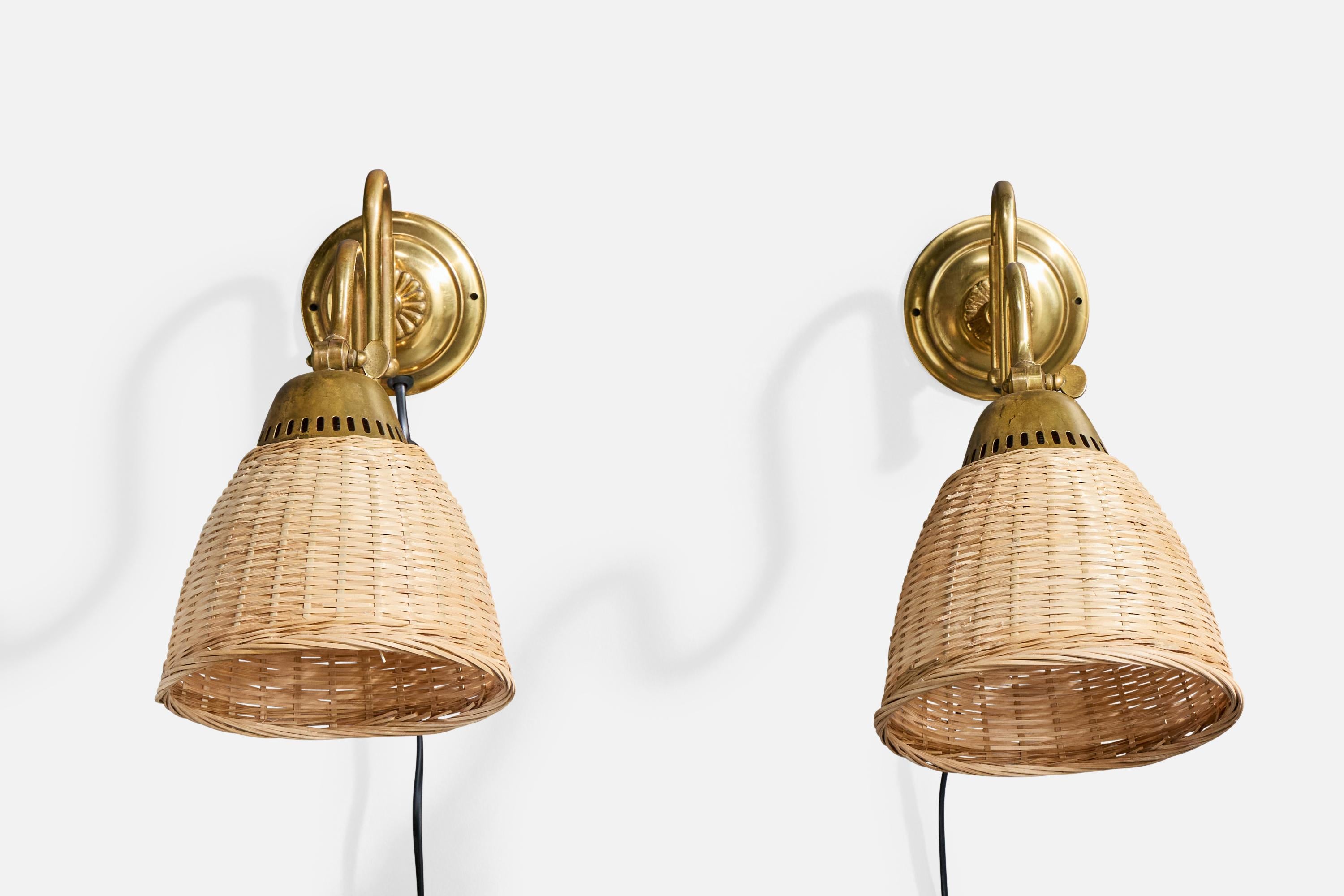 Scandinavo moderno Designer svedese, applique, ottone, rattan, Svezia, anni '1940