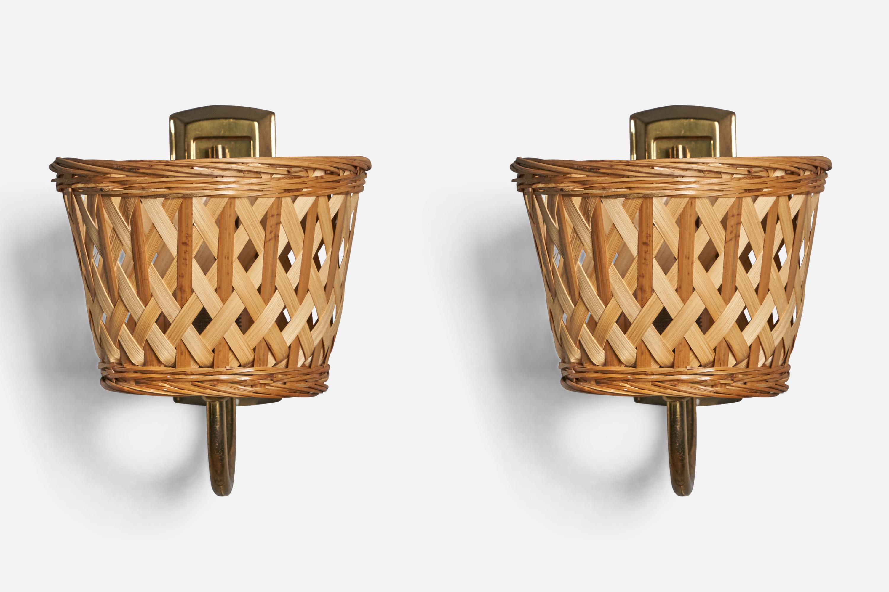 Swedish Designer, Wall Lights, Brass, Rattan, Sweden, 1970s In Good Condition For Sale In High Point, NC