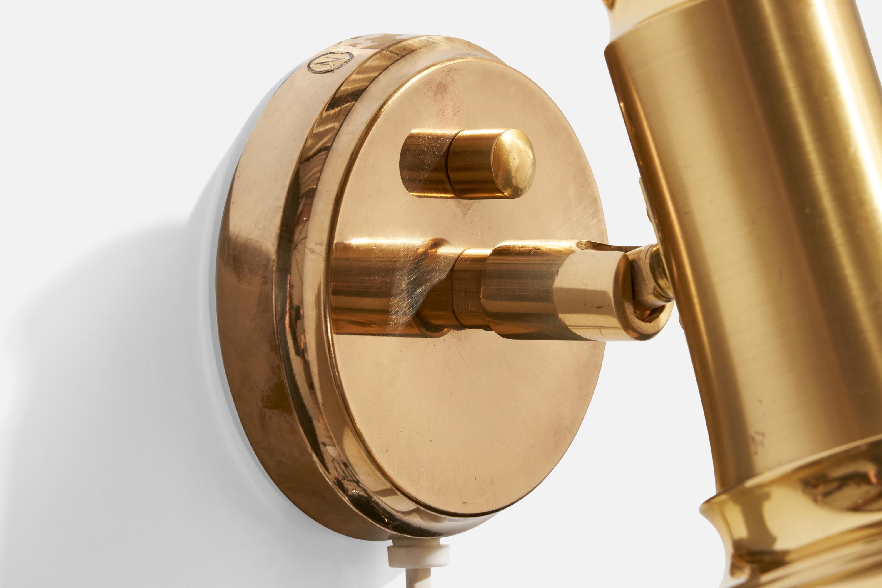 Laiton Design/One Lights, laiton, Suède, années 1980 en vente