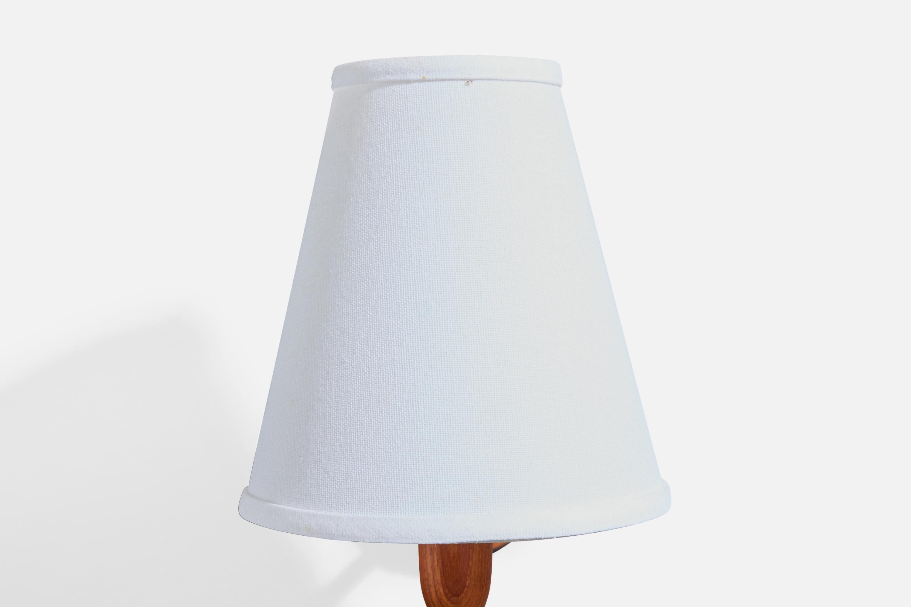 Design/One, Lights, laiton, teck, tissu, Suède, années 1950 en vente 1