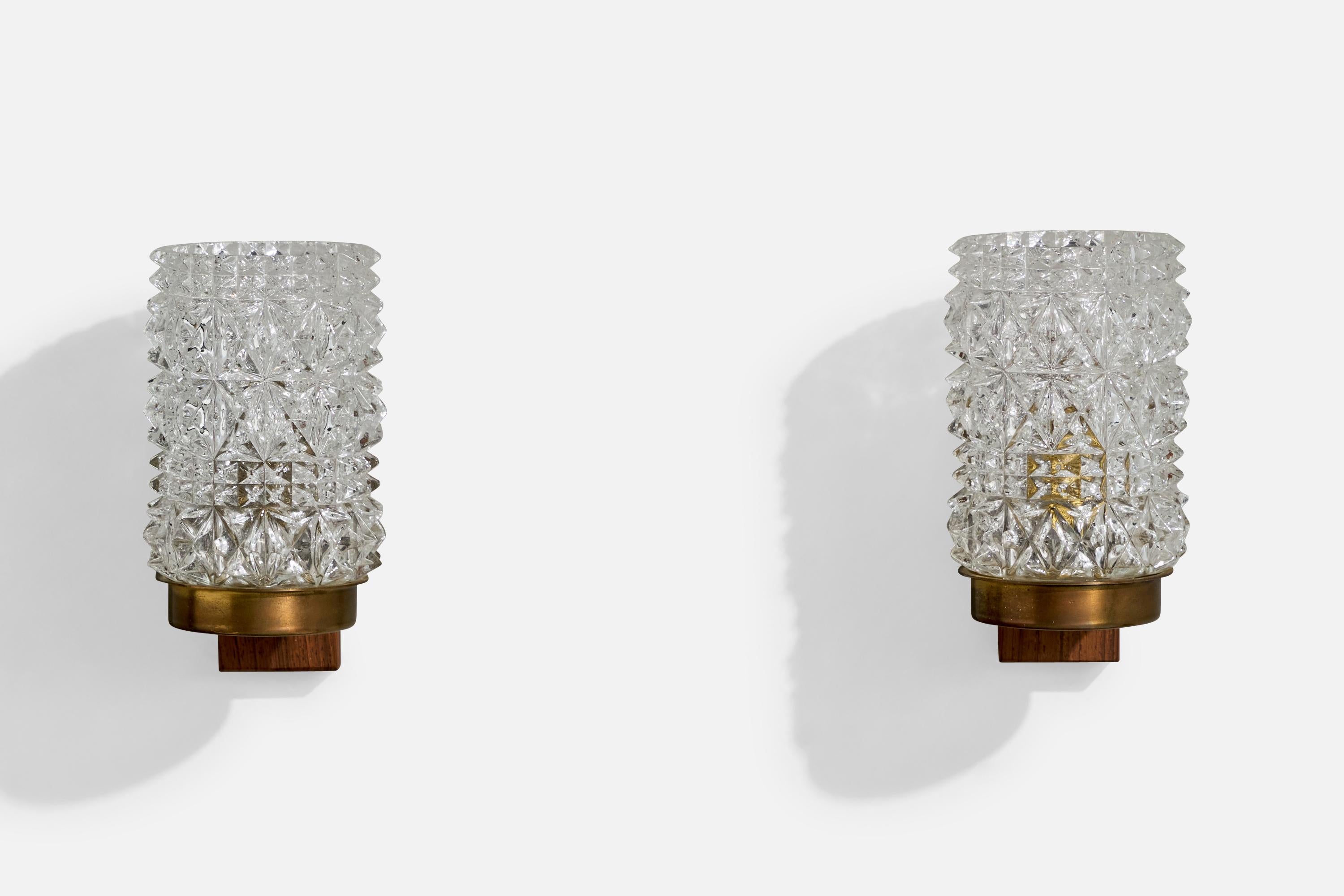 Design/One, Lights, laiton, teck, verre, Suède, années 1950 en vente 3