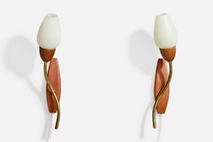 Designer svedese, lampade da parete, ottone, teak, vetro, Svezia, anni '1950