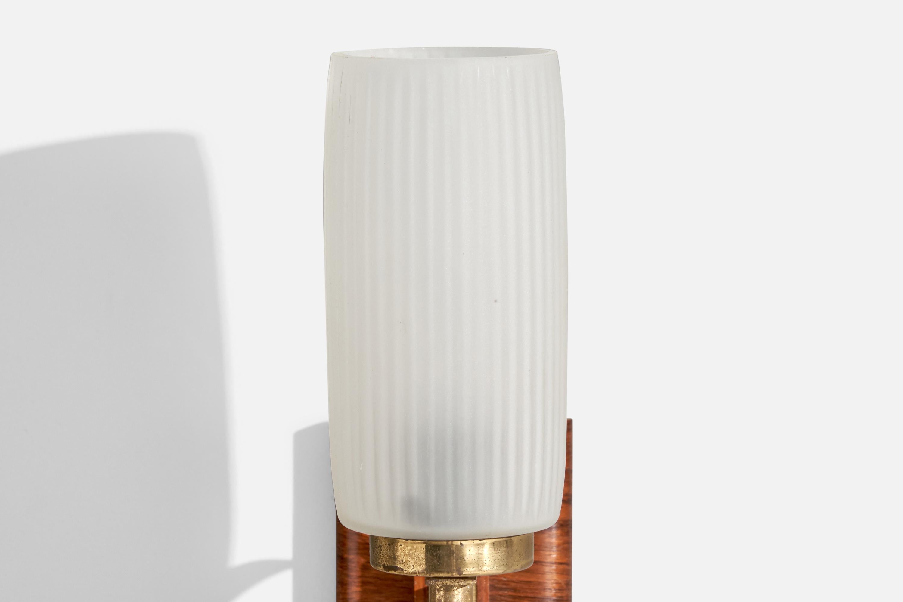 Laiton Design/One, Lights, laiton, teck, verre, Suède, années 1950 en vente