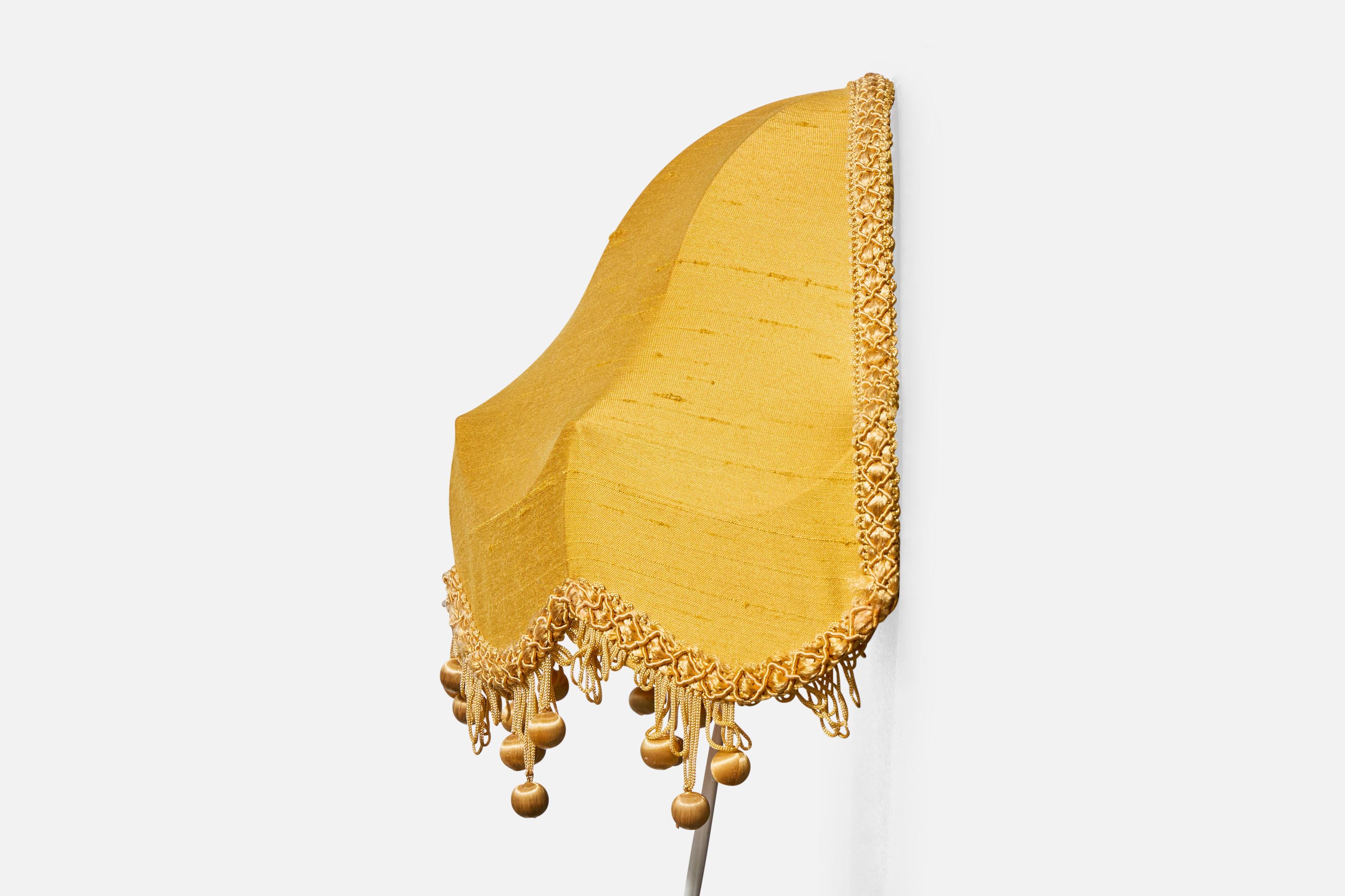 Diseñador sueco, apliques de pared, tela, Suecia, década de 1950 Tela en venta