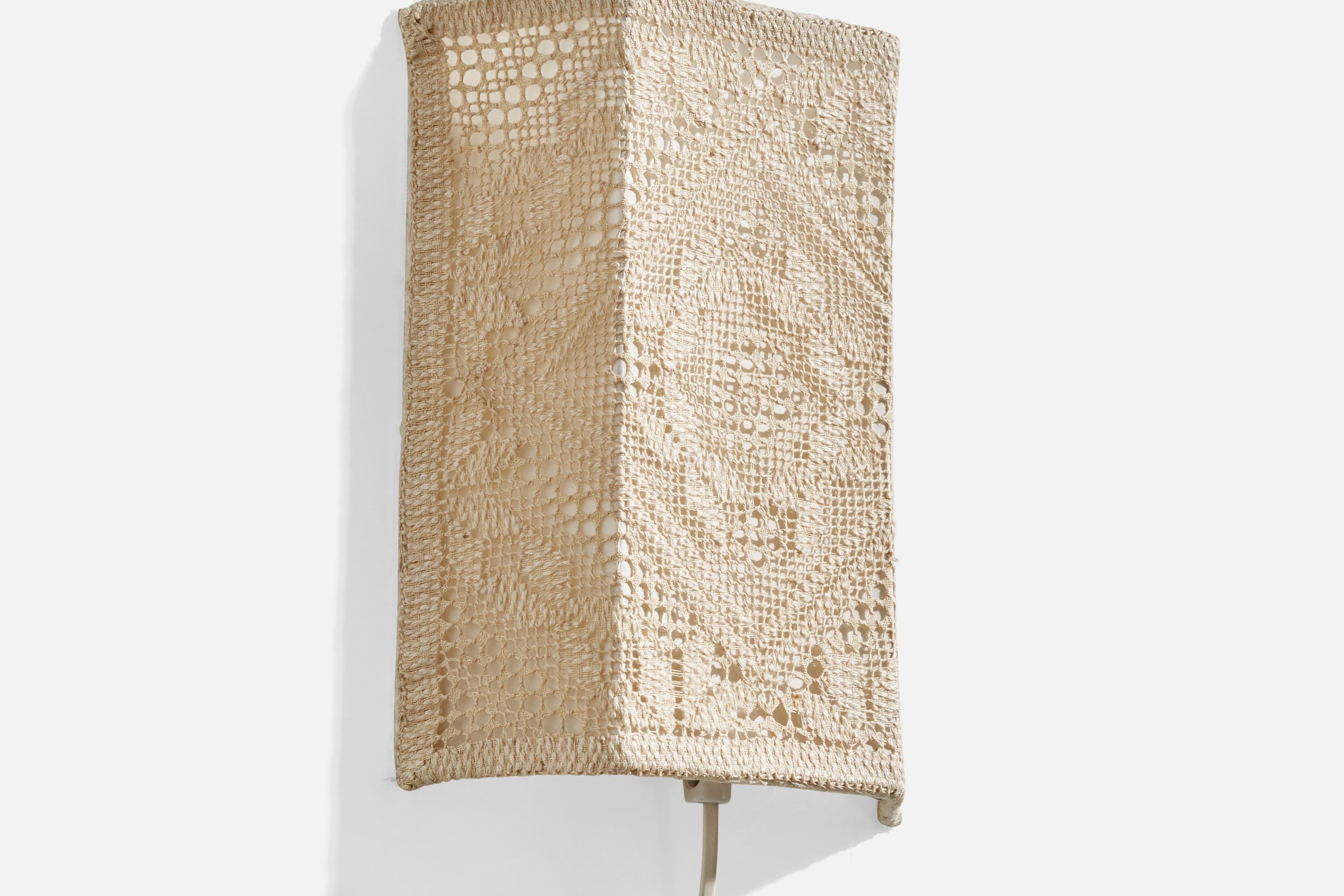 Designer suédois, Design-Light, tissu, Suède, années 1960 Bon état - En vente à High Point, NC