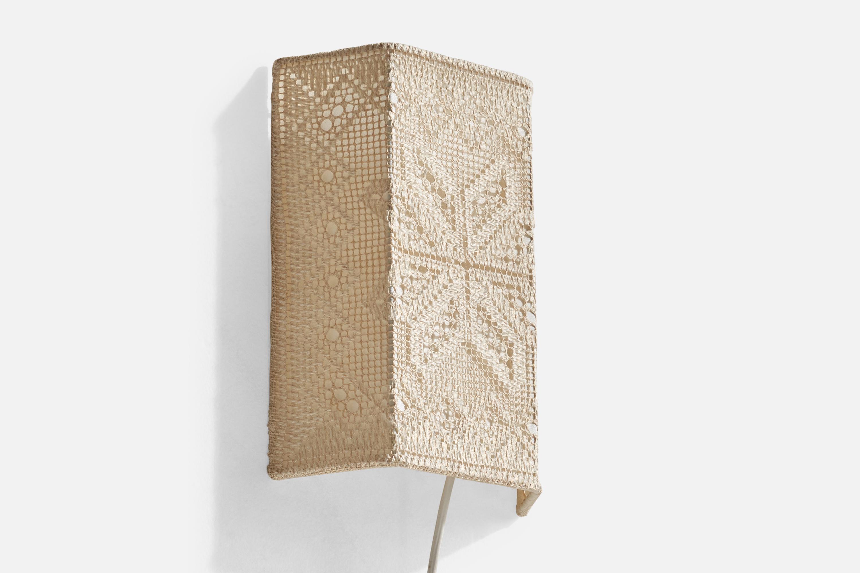 Designer suédois, Design-Light, tissu, Suède, années 1960 Bon état - En vente à High Point, NC