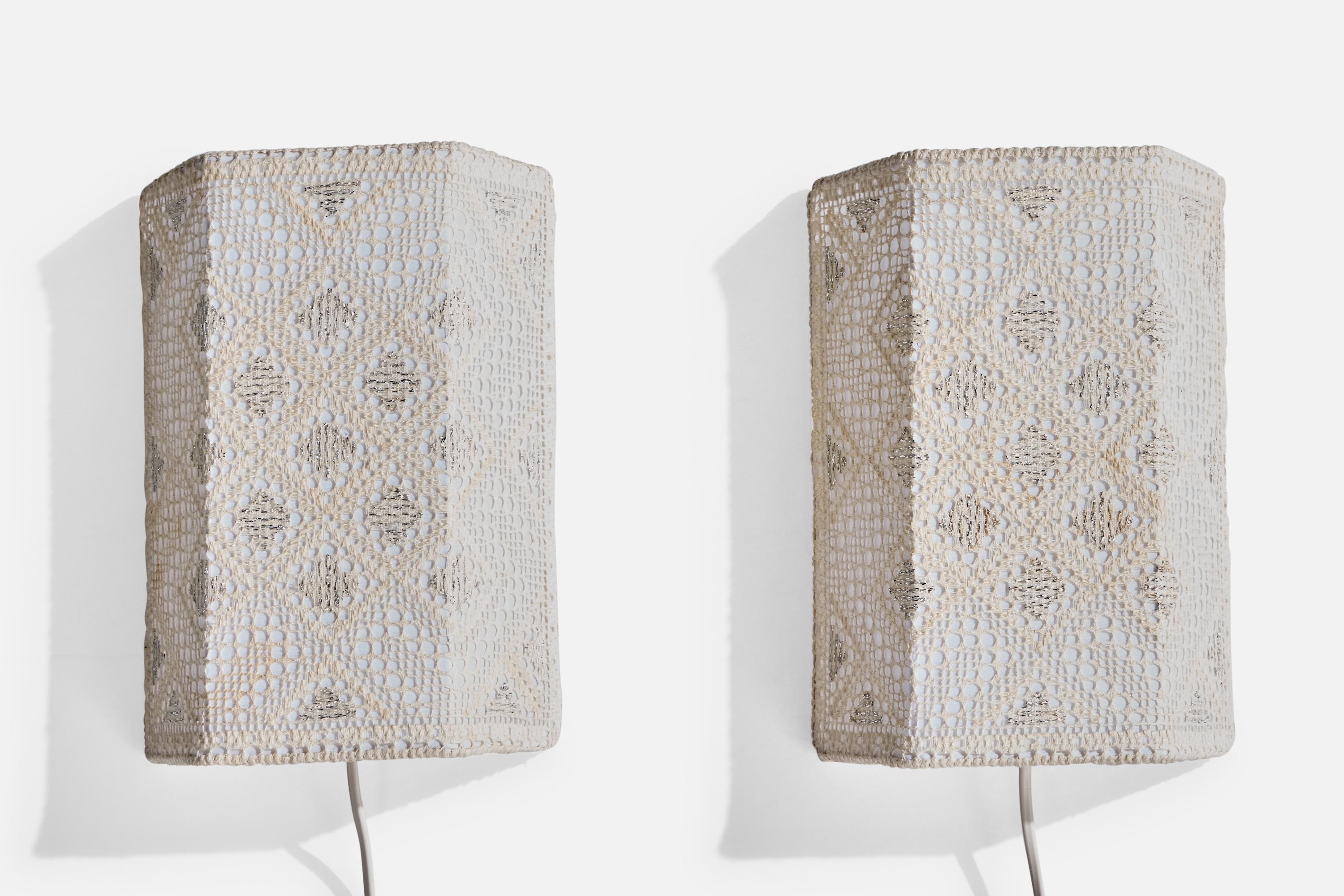 Mid-Century Modern Designer suédois, Design-Light, tissu, Suède, années 1970 en vente