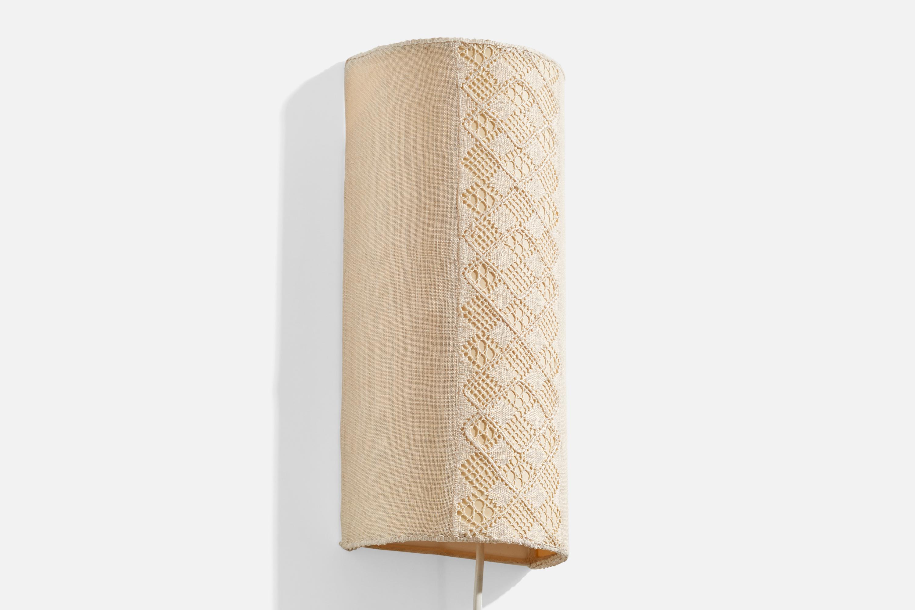 Designer suédois, Design-Light, tissu, Suède, années 1970 Bon état - En vente à High Point, NC