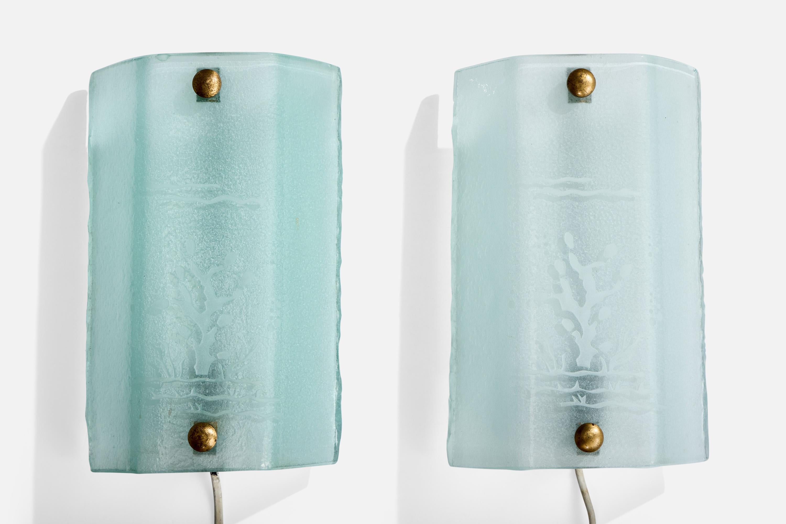 Scandinavo moderno Swedish Designer, Wall Lights, Glass, Brass, Sweden, 1940s in vendita