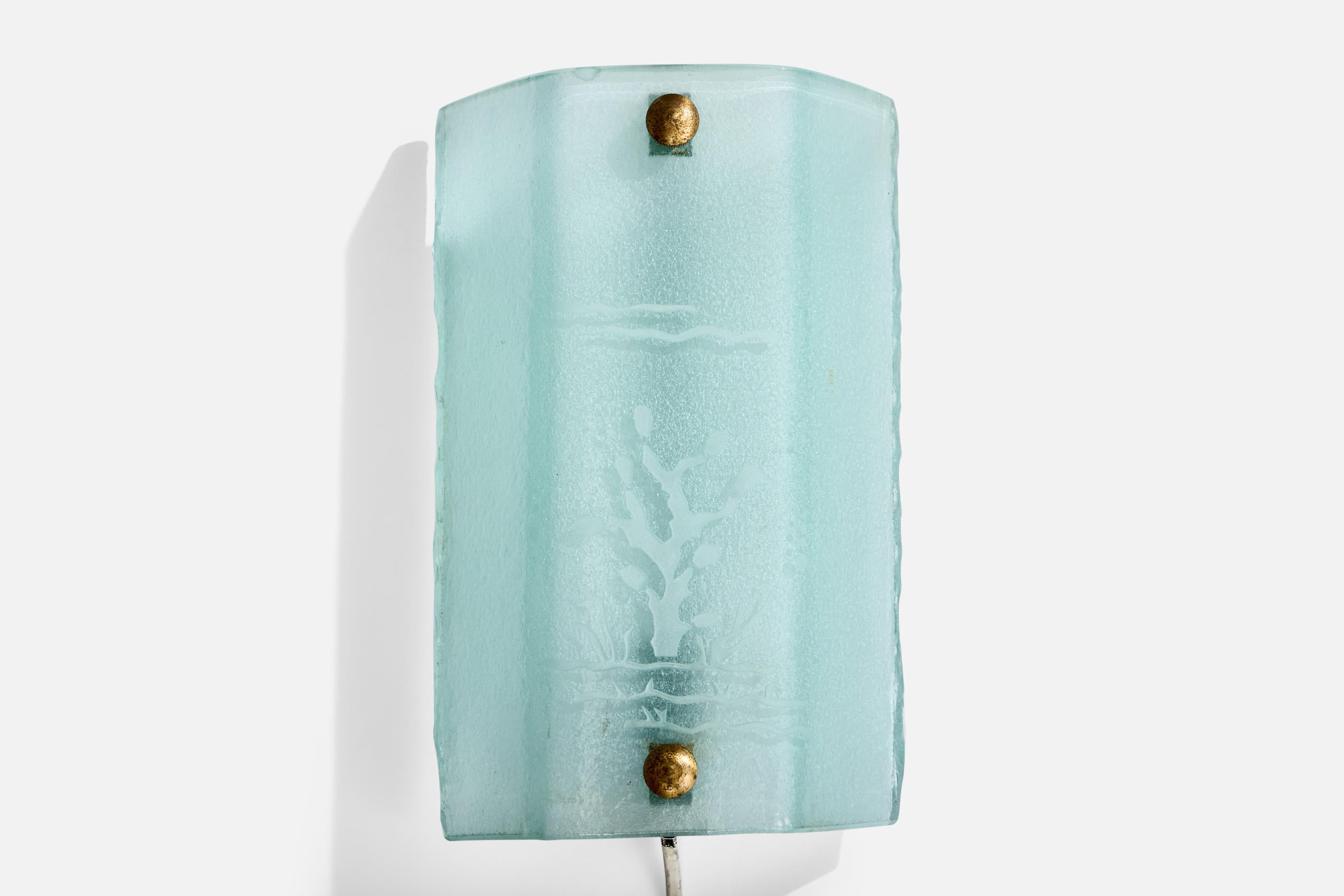 Swedish Designer, Wall Lights, Glass, Brass, Sweden, 1940s In condizioni buone in vendita a High Point, NC