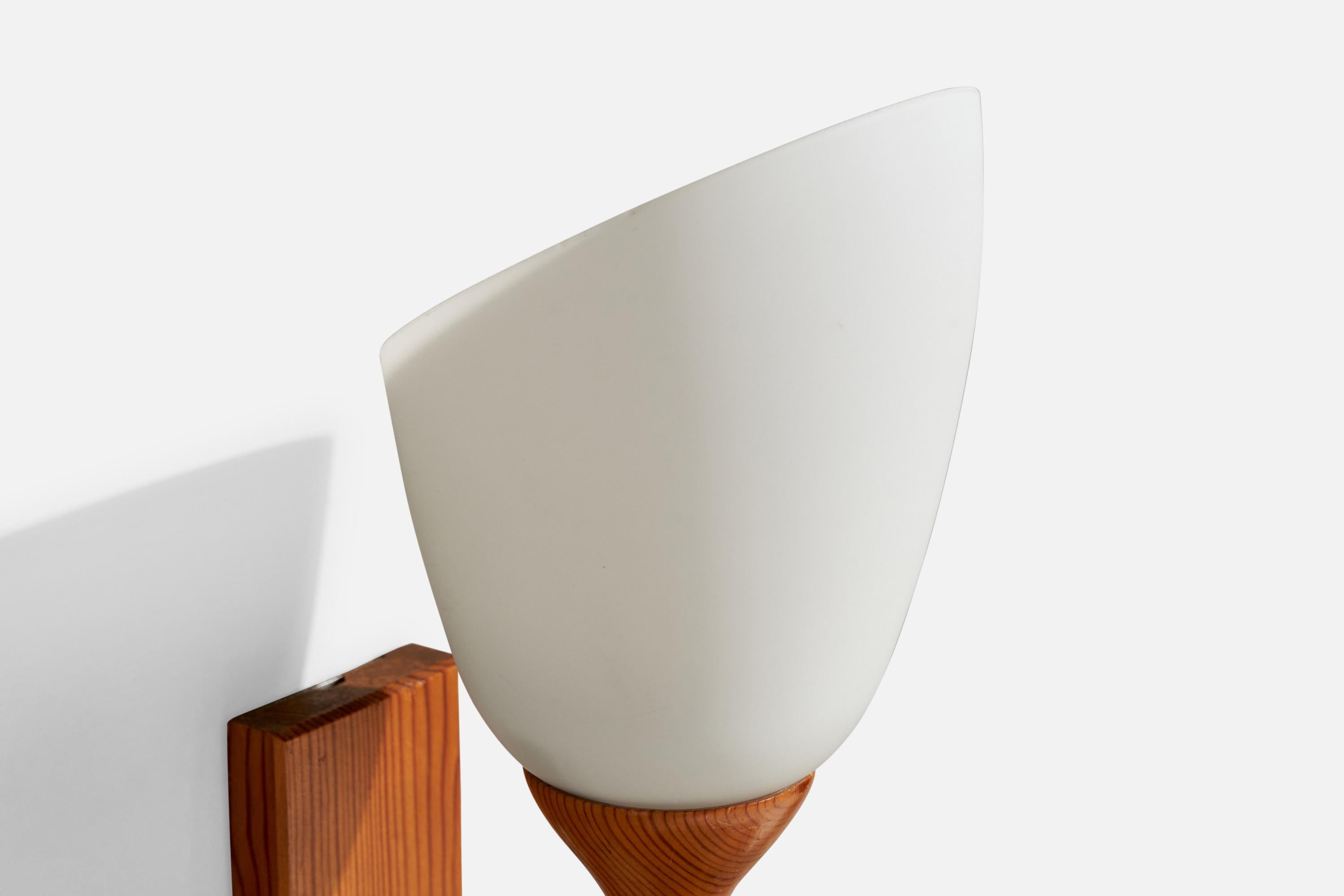 Mid-20th Century Swedish Designer, Wall Lights, Pine, Brass, Glass, Sweden, 1950s For Sale