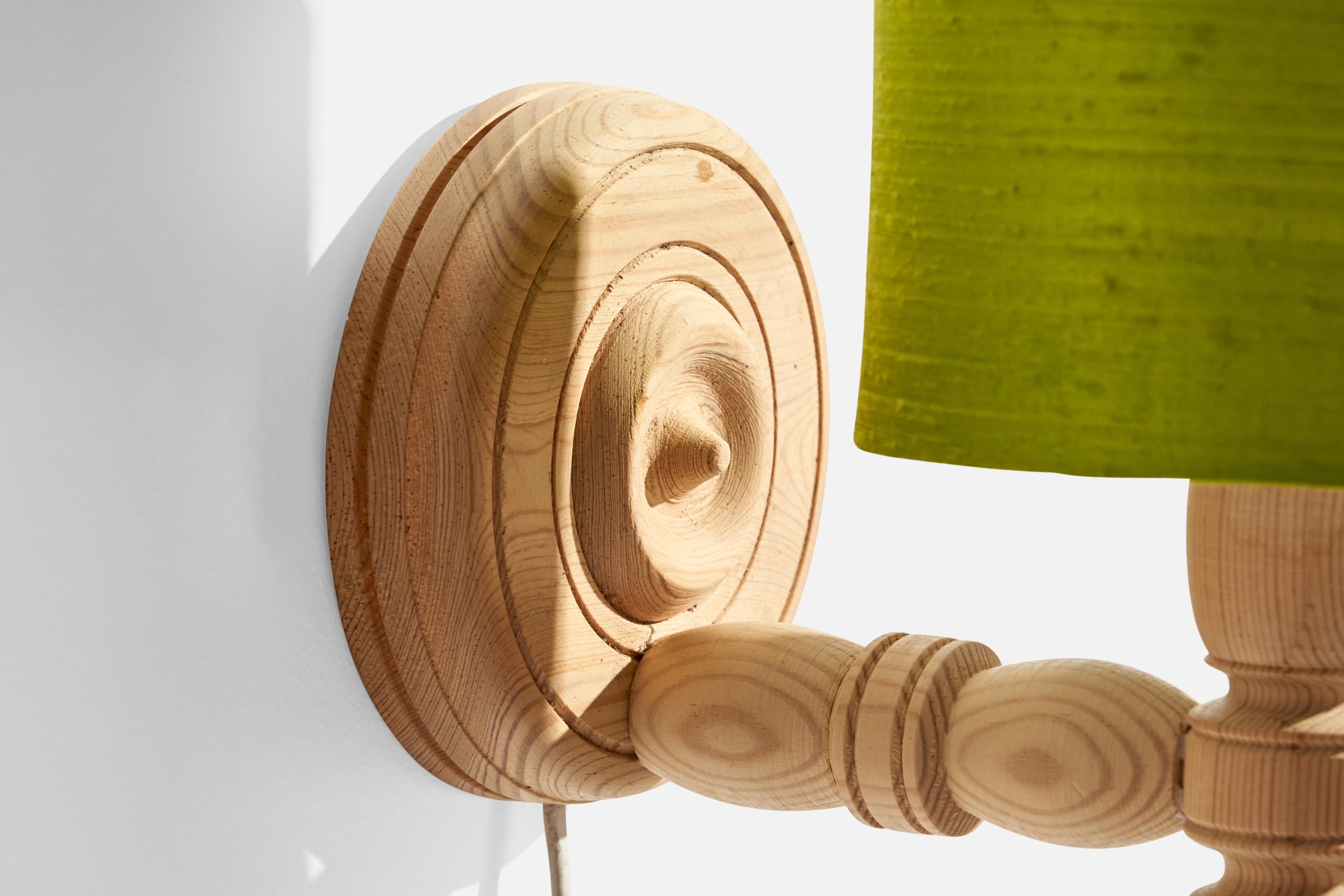 Milieu du XXe siècle Designer suédois, Lights, Pin, Tissu, Suède, 1960 en vente