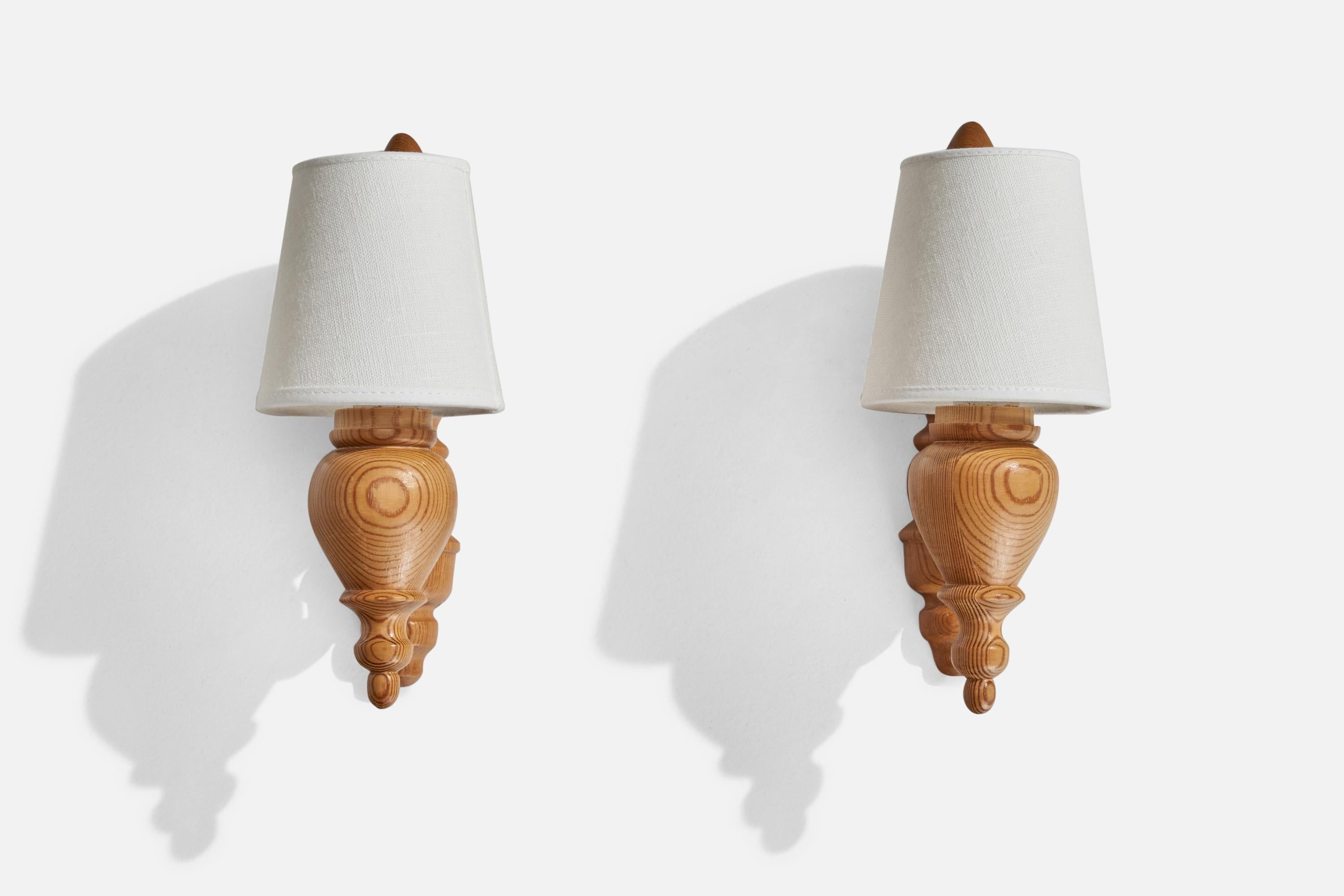 Scandinave moderne Designer suédois, Lights, Pin, Tissu, Suède, 1970 en vente