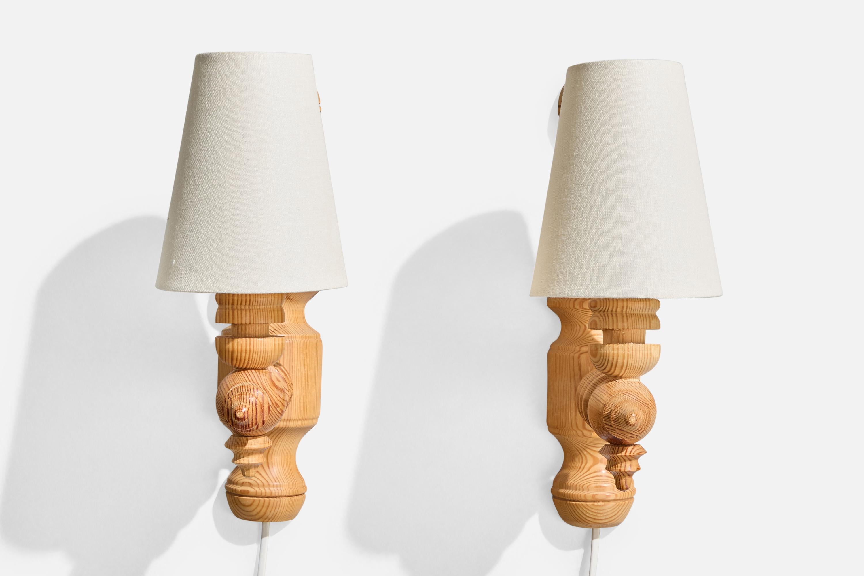 Mid-Century Modern Designer suédois, Lights, Pin, Tissu, Suède, 1970 en vente